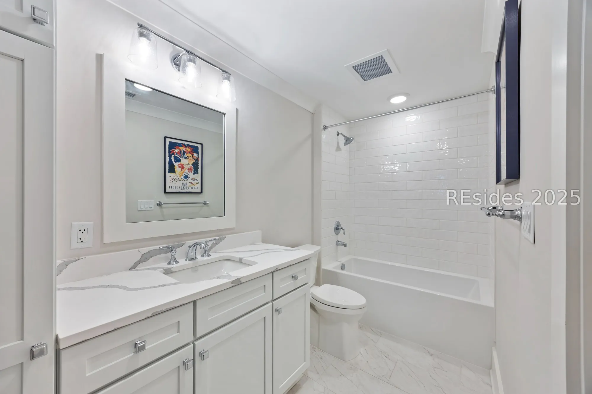 Property Slideshow image 8 of 63 | 63 skull creek dr apt 402, Hilton Head Island, SC, 29926