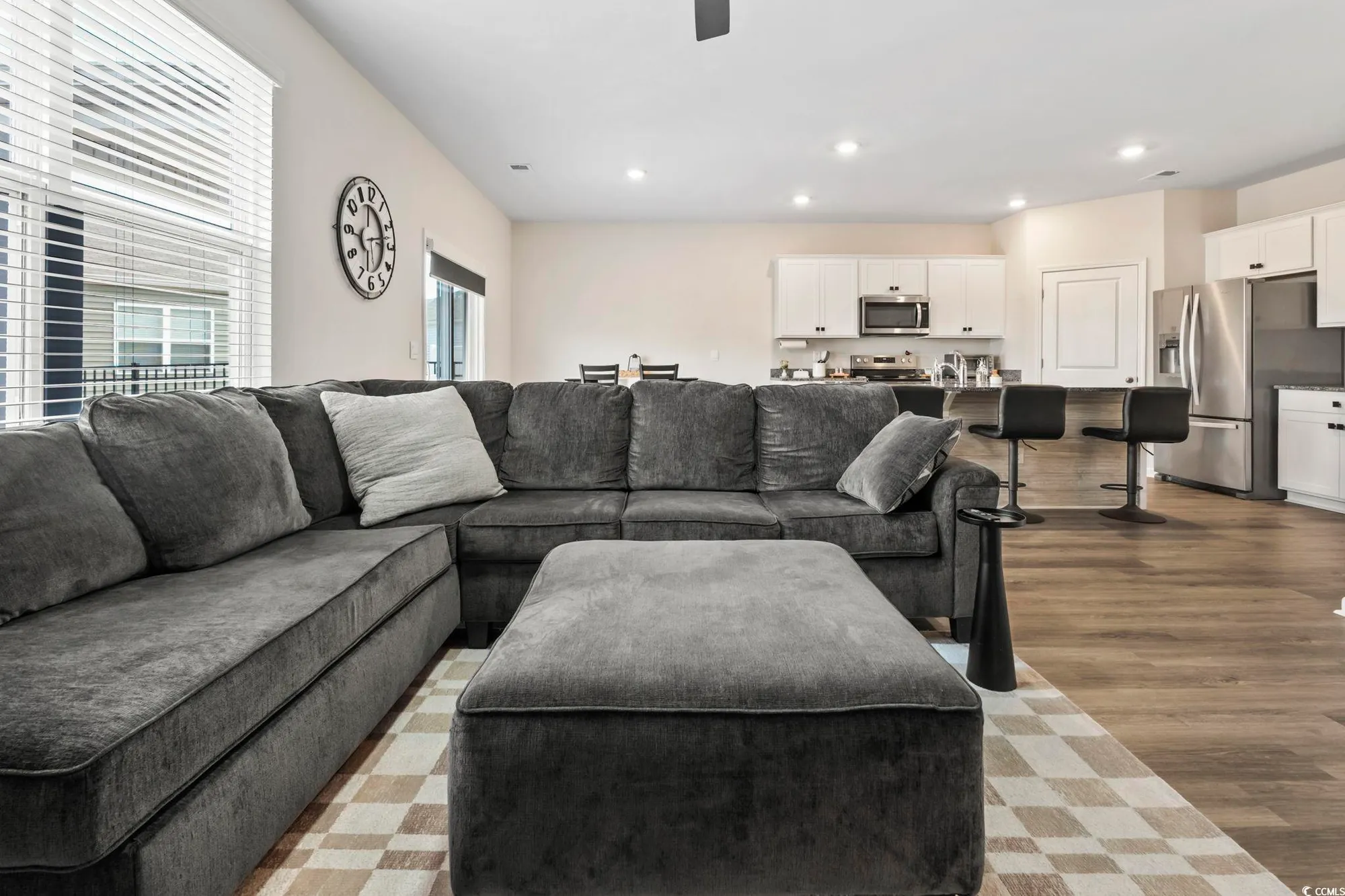 Property Slideshow image 15 of 40 | 320 vaccaro dr, Myrtle Beach, SC, 29588