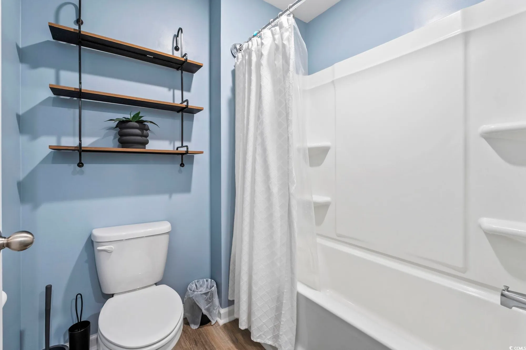 Property Slideshow image 28 of 40 | 320 vaccaro dr, Myrtle Beach, SC, 29588