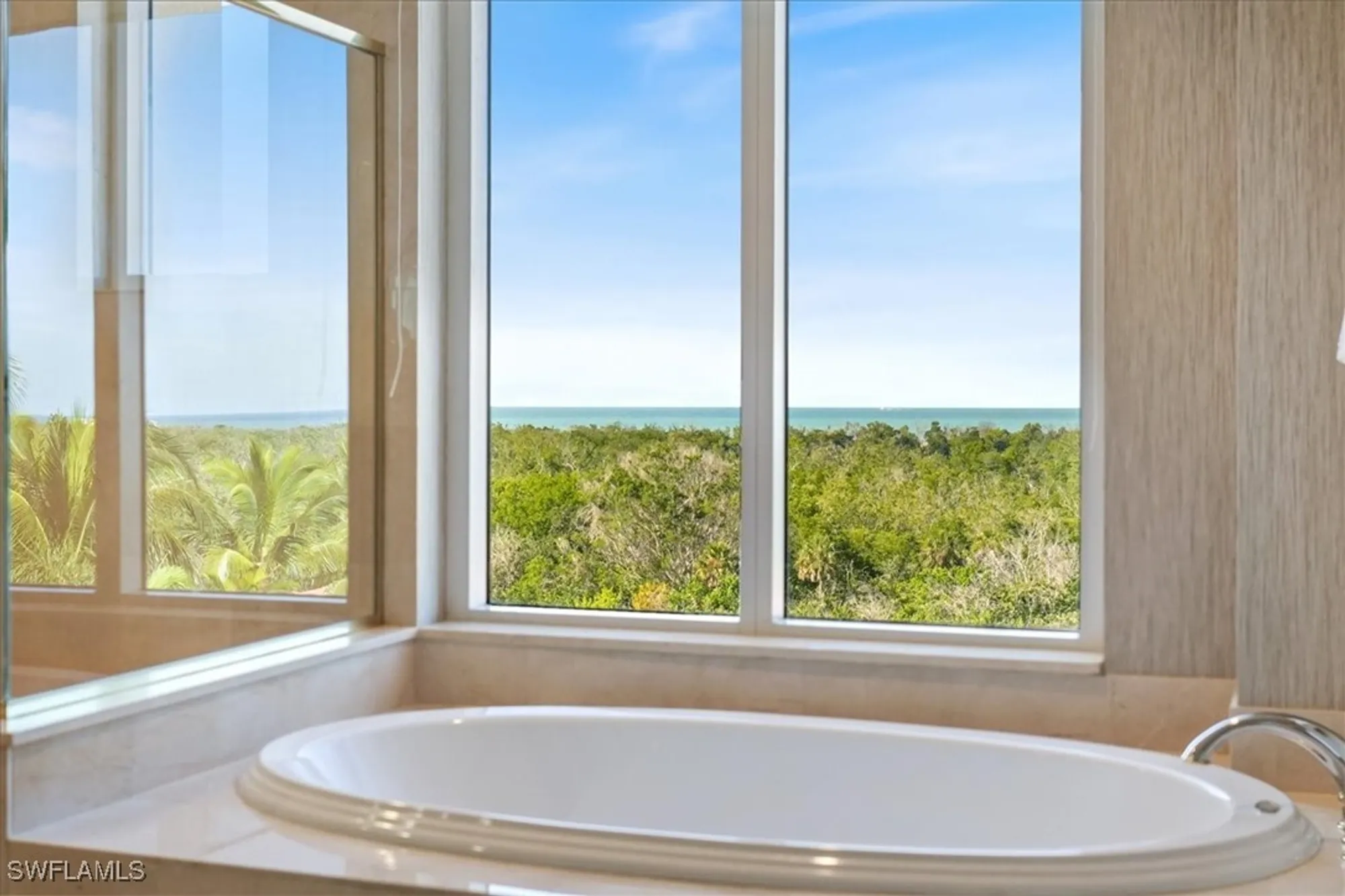 Property Slideshow image 30 of 49 | 6597 nicholas blvd 601, Naples, FL, 34108