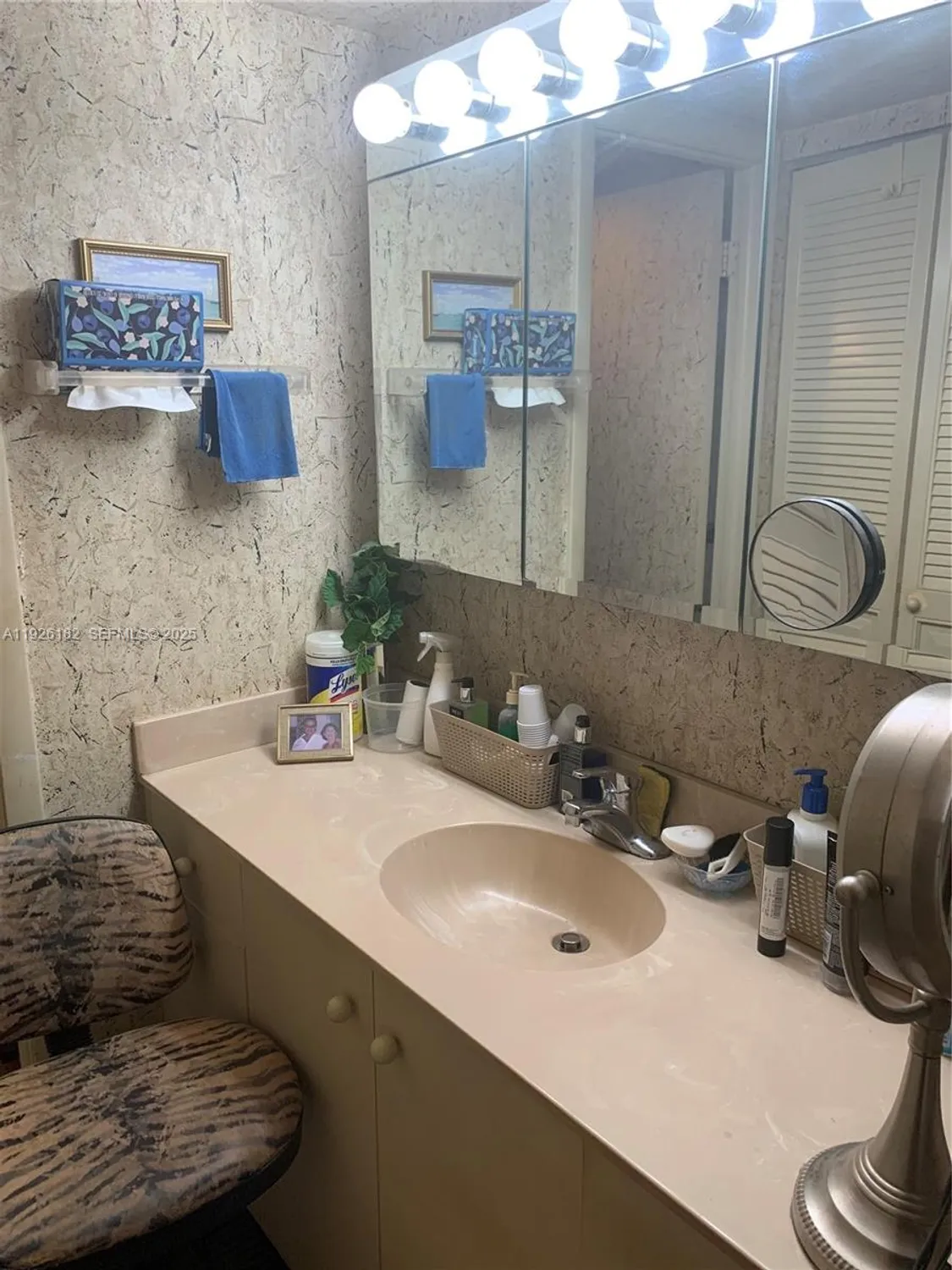 Property Slideshow image 14 of 15 | 1400 saint charles pl 505, Pembroke Pines, FL, 33026