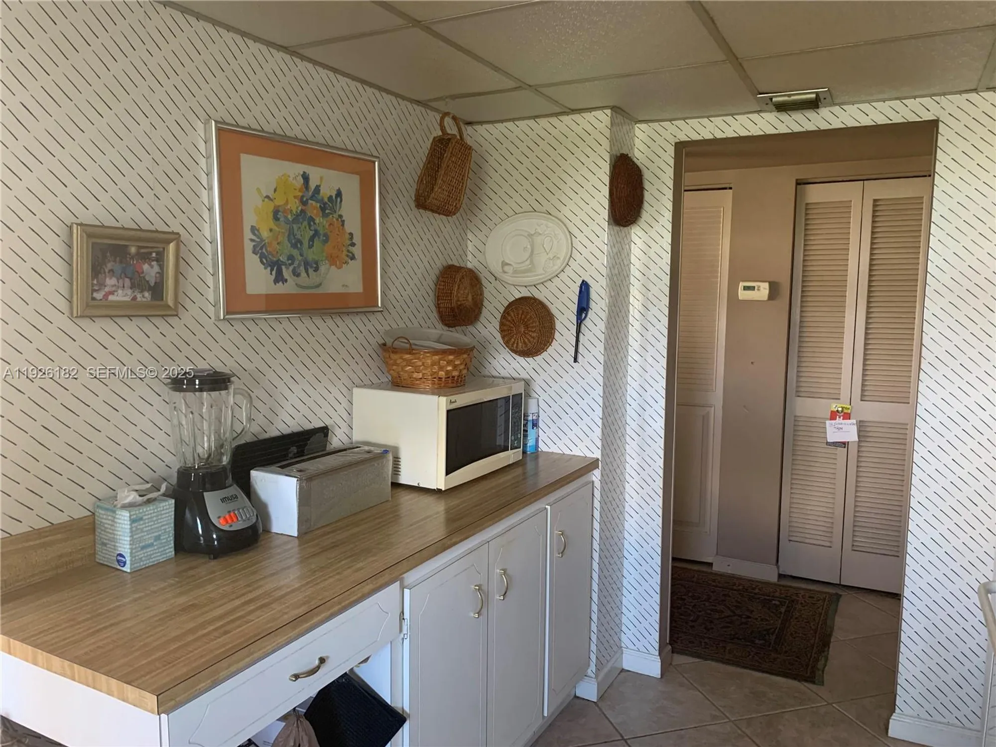 Property Slideshow image 10 of 15 | 1400 saint charles pl 505, Pembroke Pines, FL, 33026