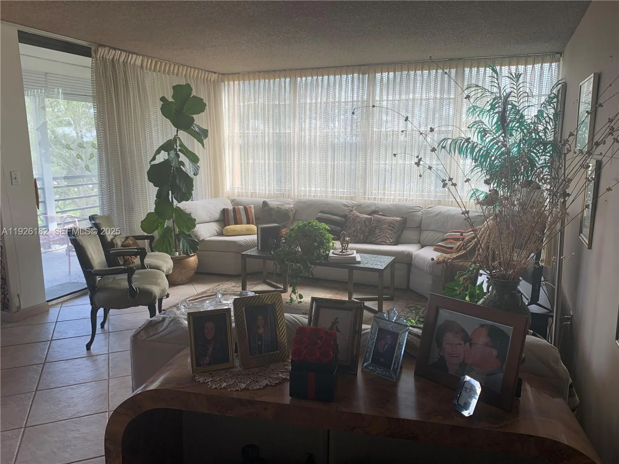 Property Slideshow image 6 of 15 | 1400 saint charles pl 505, Pembroke Pines, FL, 33026