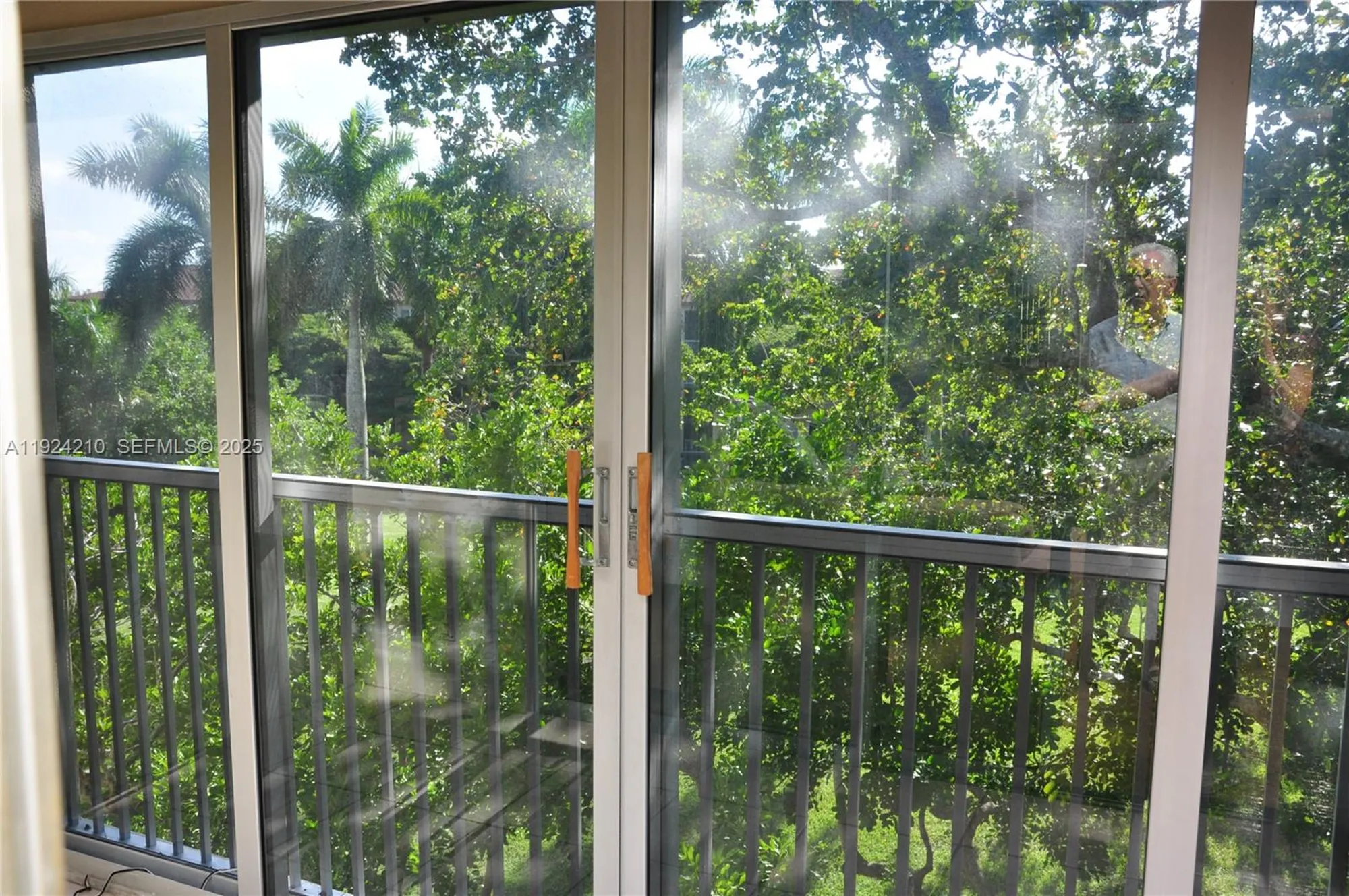 Property Slideshow image 5 of 13 | 13000 sw 15th ct 411u, Pembroke Pines, FL, 33027