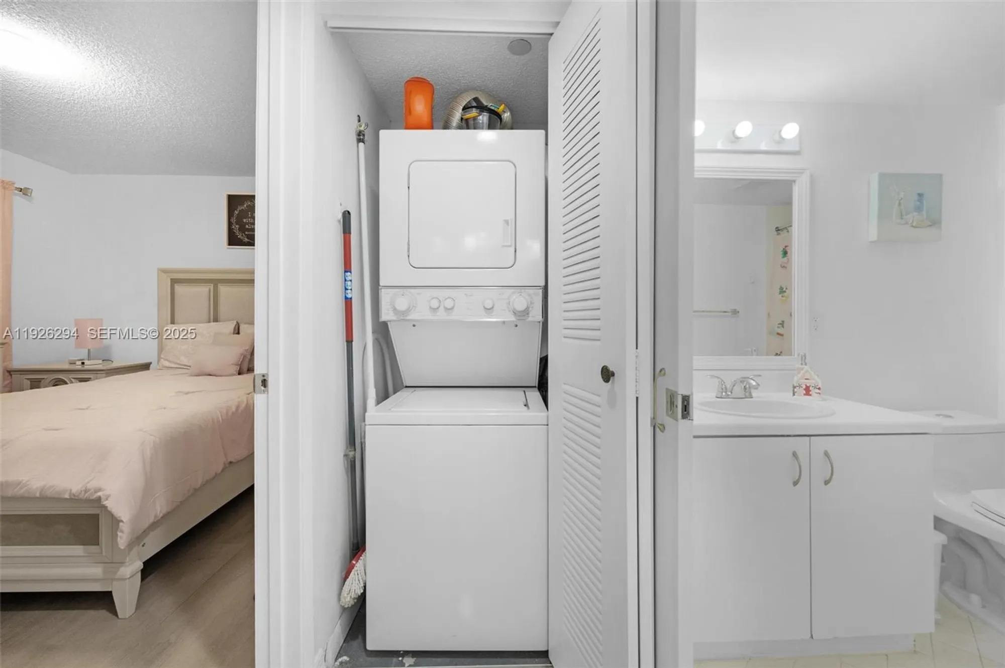 Property Slideshow image 16 of 34 | 900 sw 142nd ave apt 306l, Pembroke Pines, FL, 33027