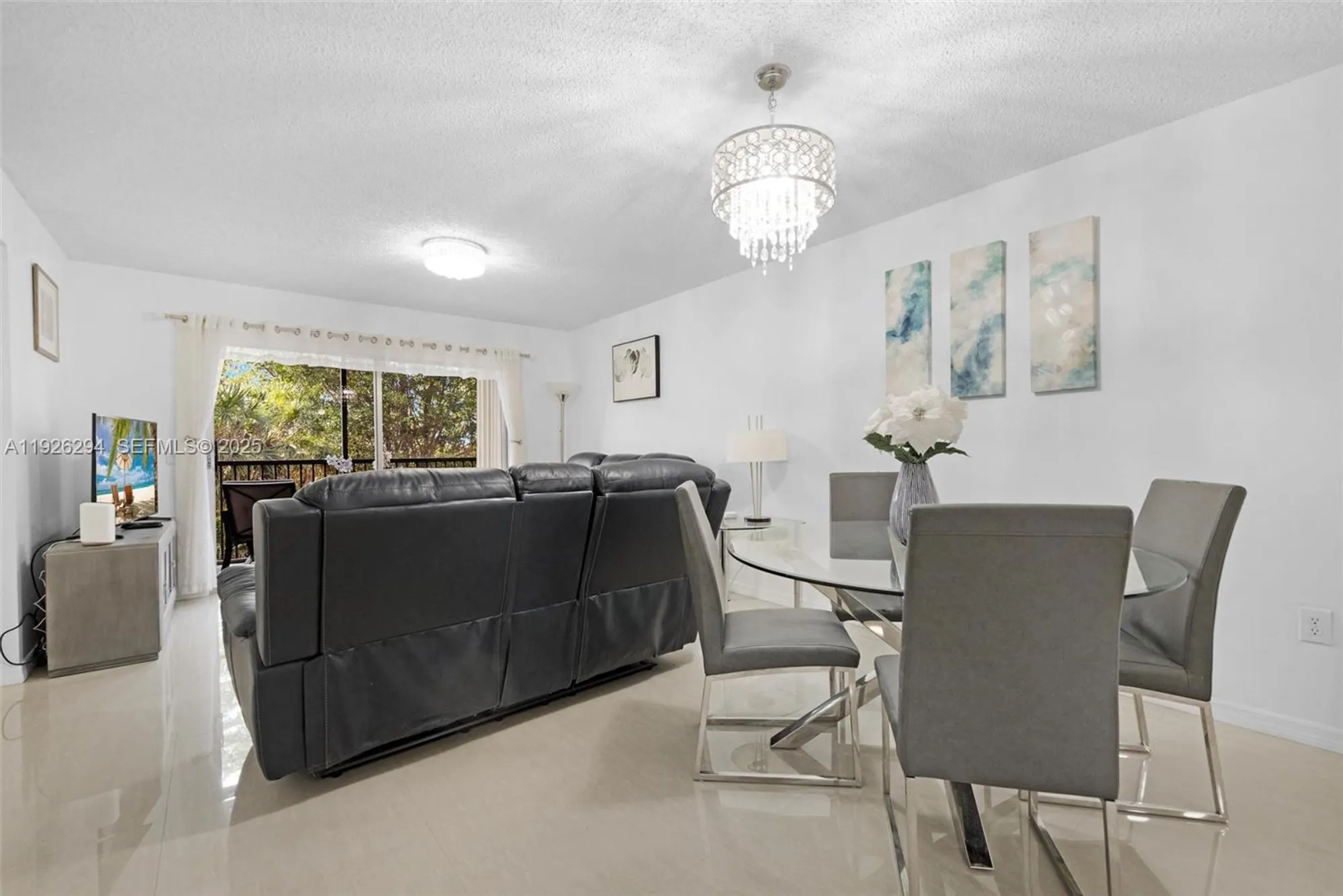 Property Slideshow image 19 of 34 | 900 sw 142nd ave apt 306l, Pembroke Pines, FL, 33027