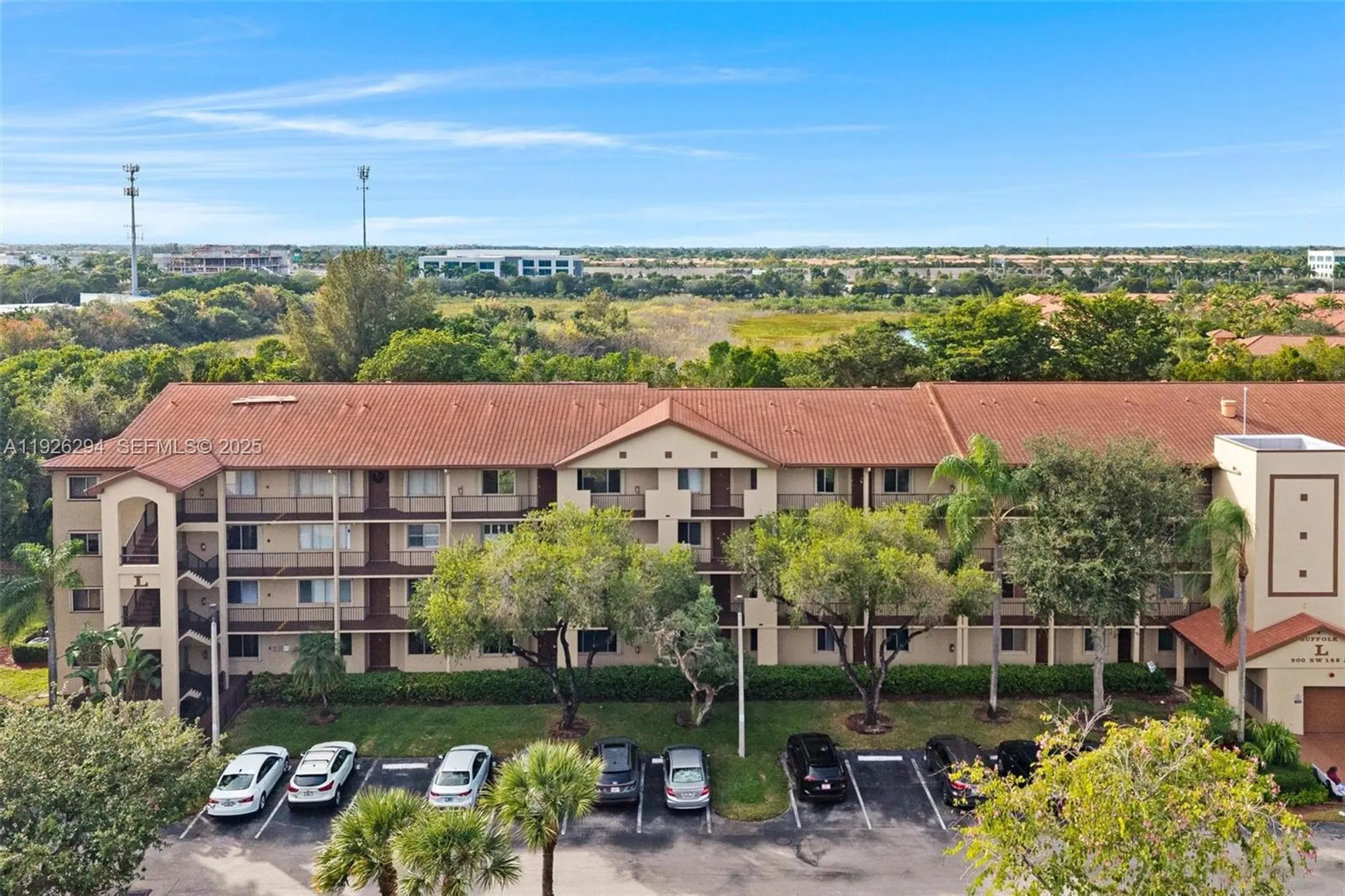 Property Slideshow image 2 of 34 | 900 sw 142nd ave apt 306l, Pembroke Pines, FL, 33027