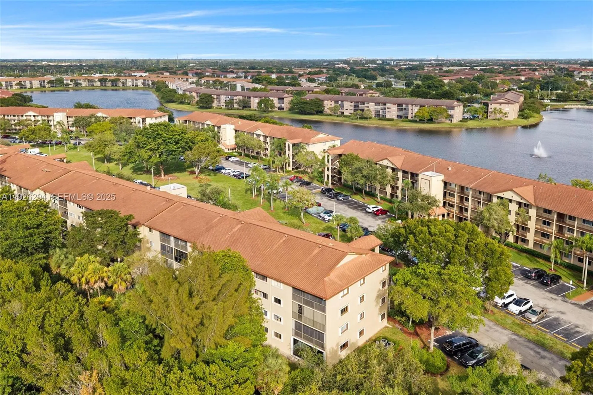 Property Slideshow image 3 of 34 | 900 sw 142nd ave apt 306l, Pembroke Pines, FL, 33027