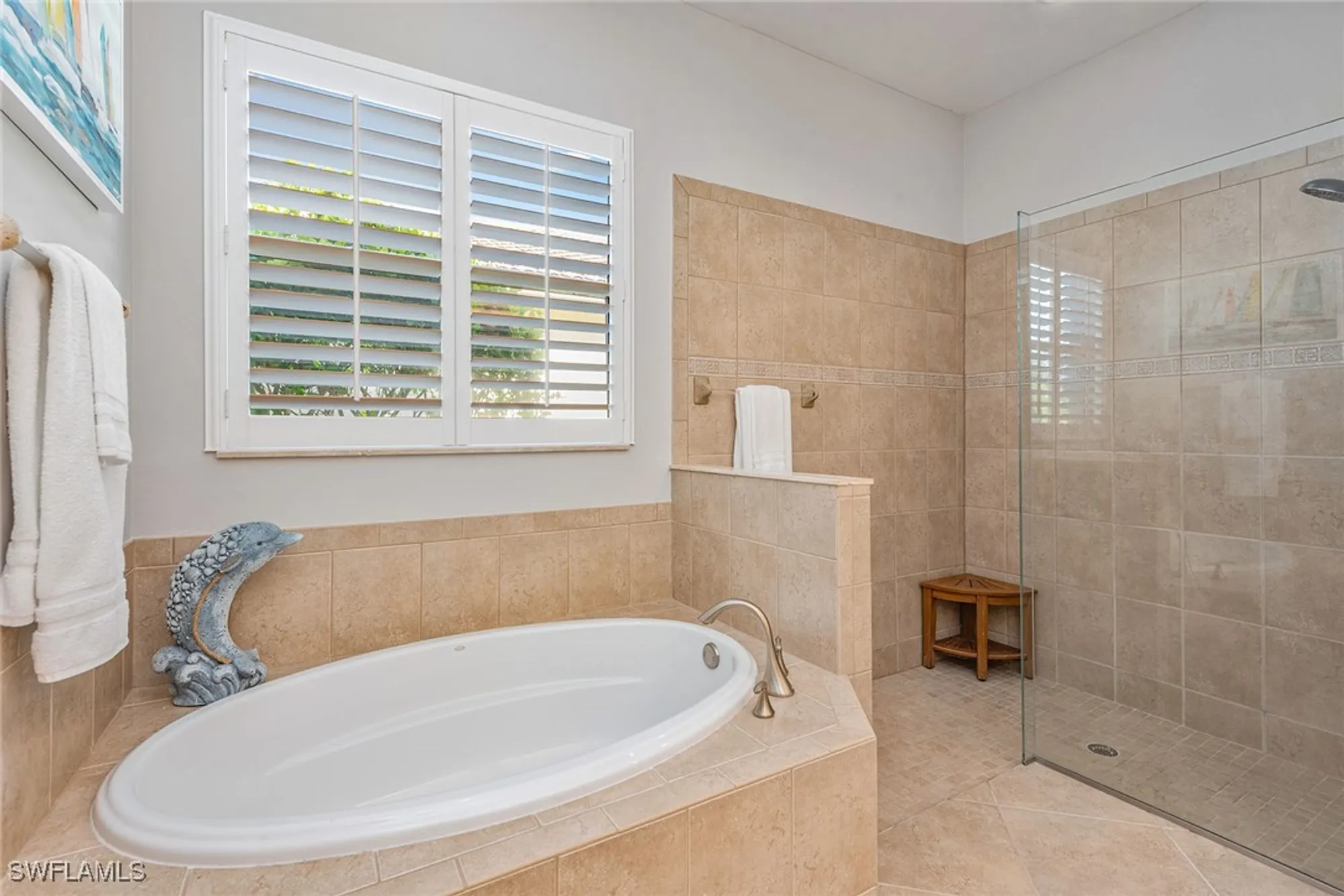 Property Slideshow image 13 of 50 | 9197 campanile cir, Naples, FL, 34114