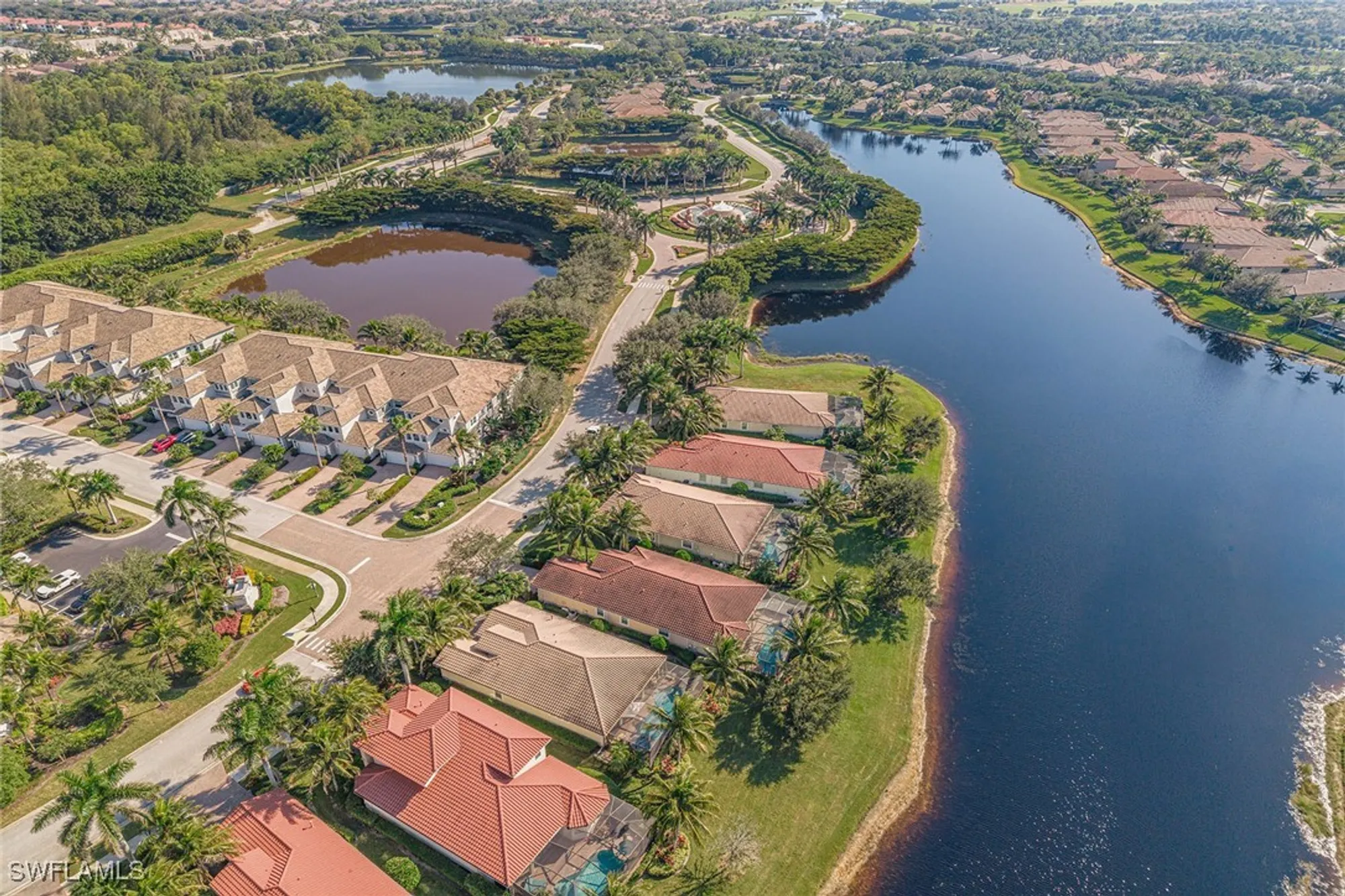 Property Slideshow image 34 of 50 | 9197 campanile cir, Naples, FL, 34114