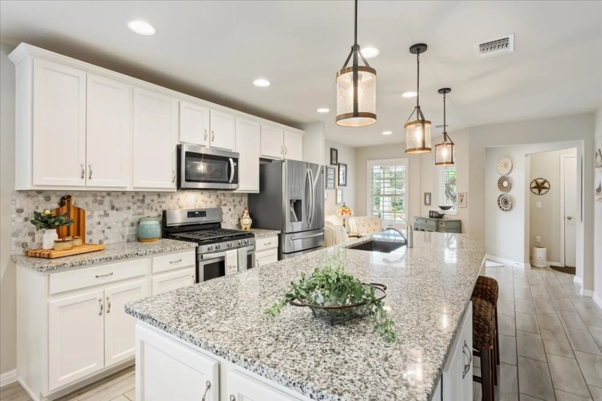 Property Slideshow image 16 of 38 | 600 rockport st, Georgetown, TX, 78633