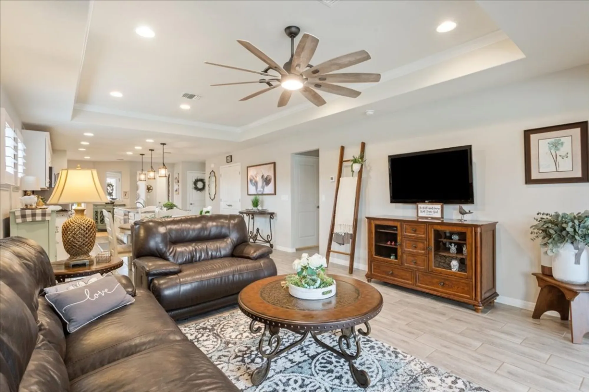Property Slideshow image 13 of 38 | 600 rockport st, Georgetown, TX, 78633