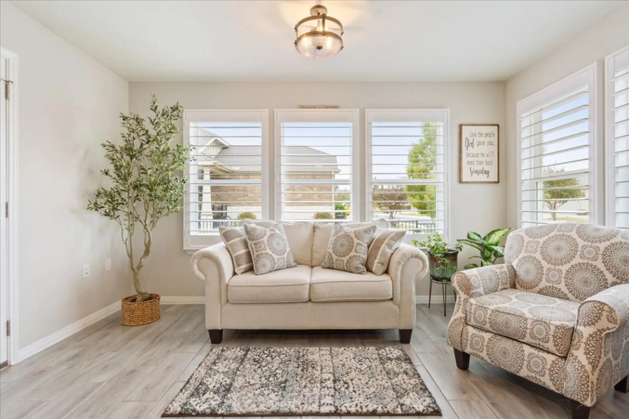 Property Slideshow image 9 of 38 | 600 rockport st, Georgetown, TX, 78633