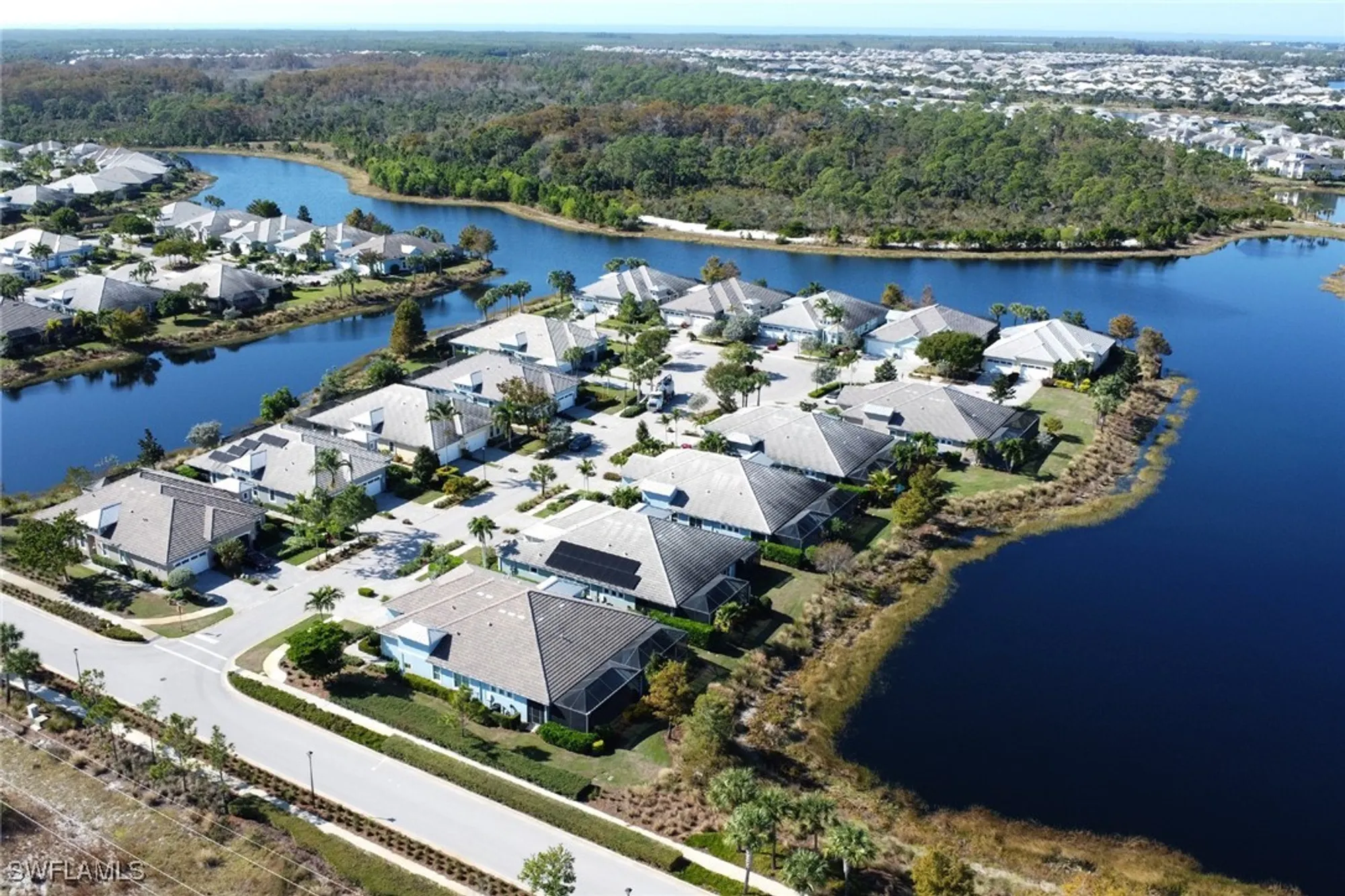 Property Slideshow image 25 of 42 | 6809 bequia way, Naples, FL, 34113