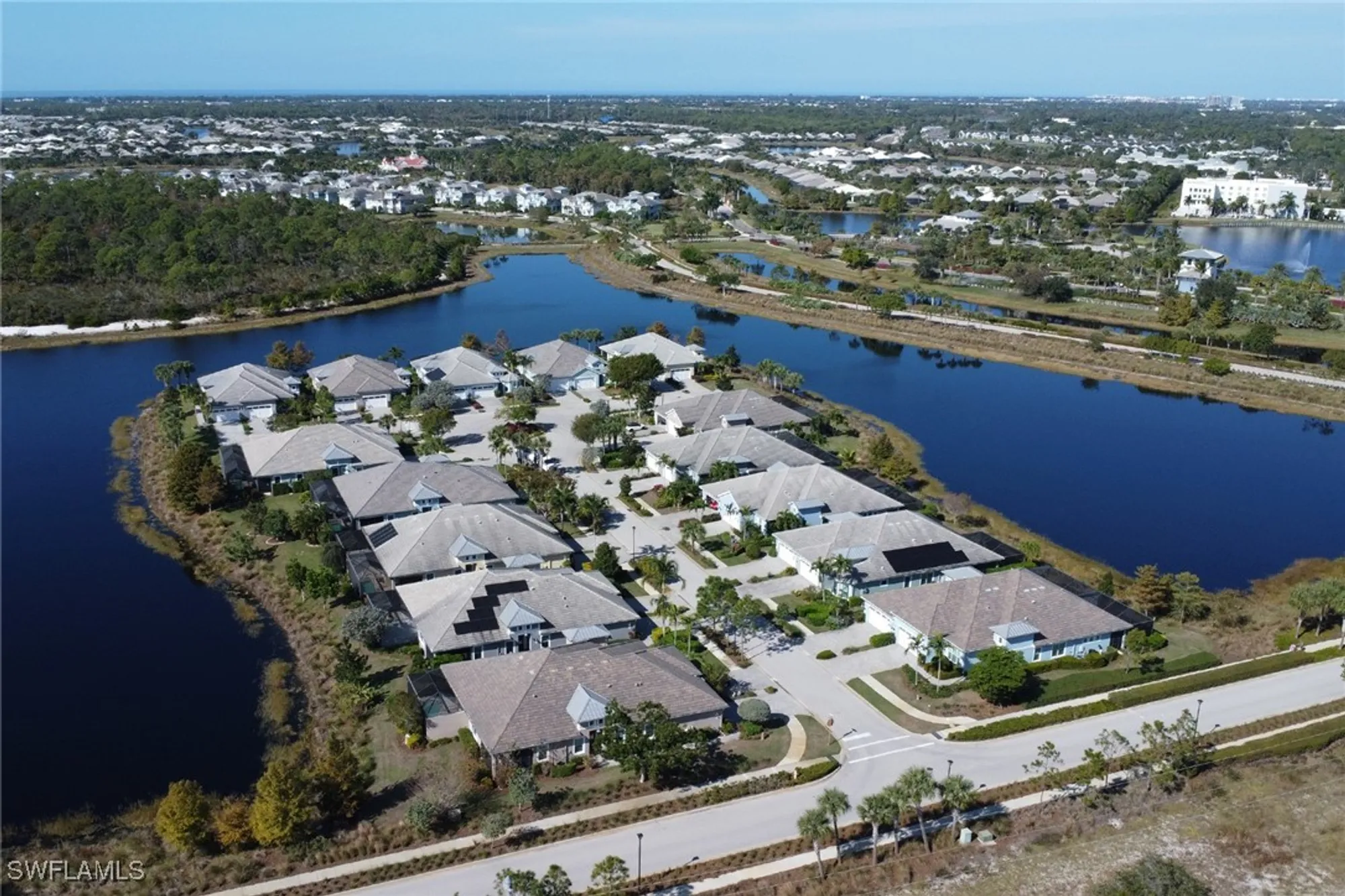 Property Slideshow image 21 of 42 | 6809 bequia way, Naples, FL, 34113