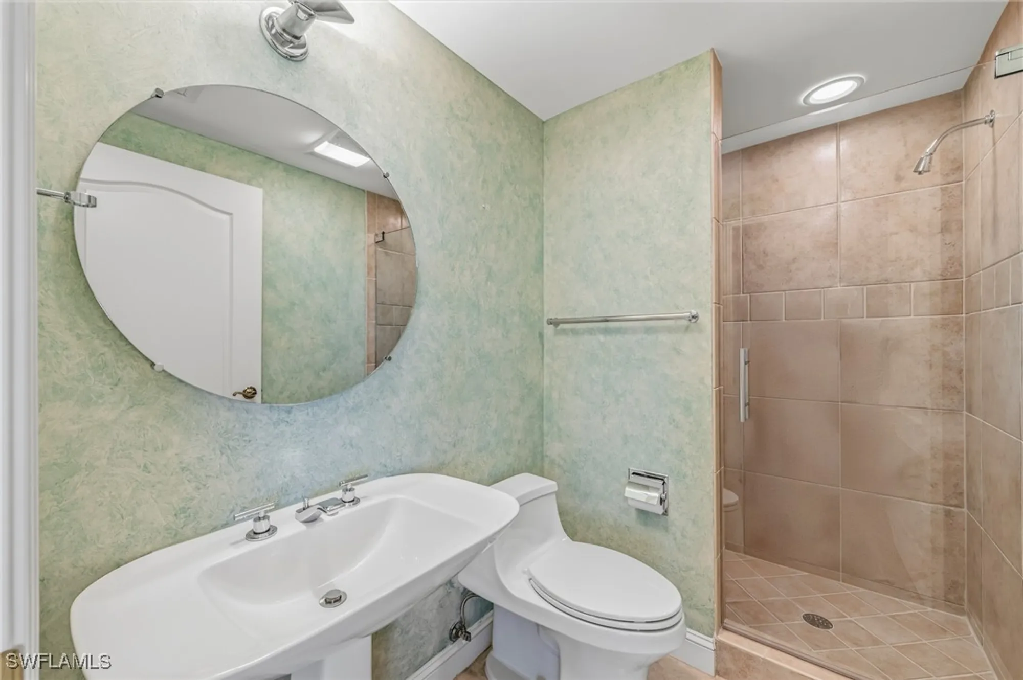 Property Slideshow image 12 of 37 | 4751 bonita bay blvd 803, Bonita Springs, FL, 34134
