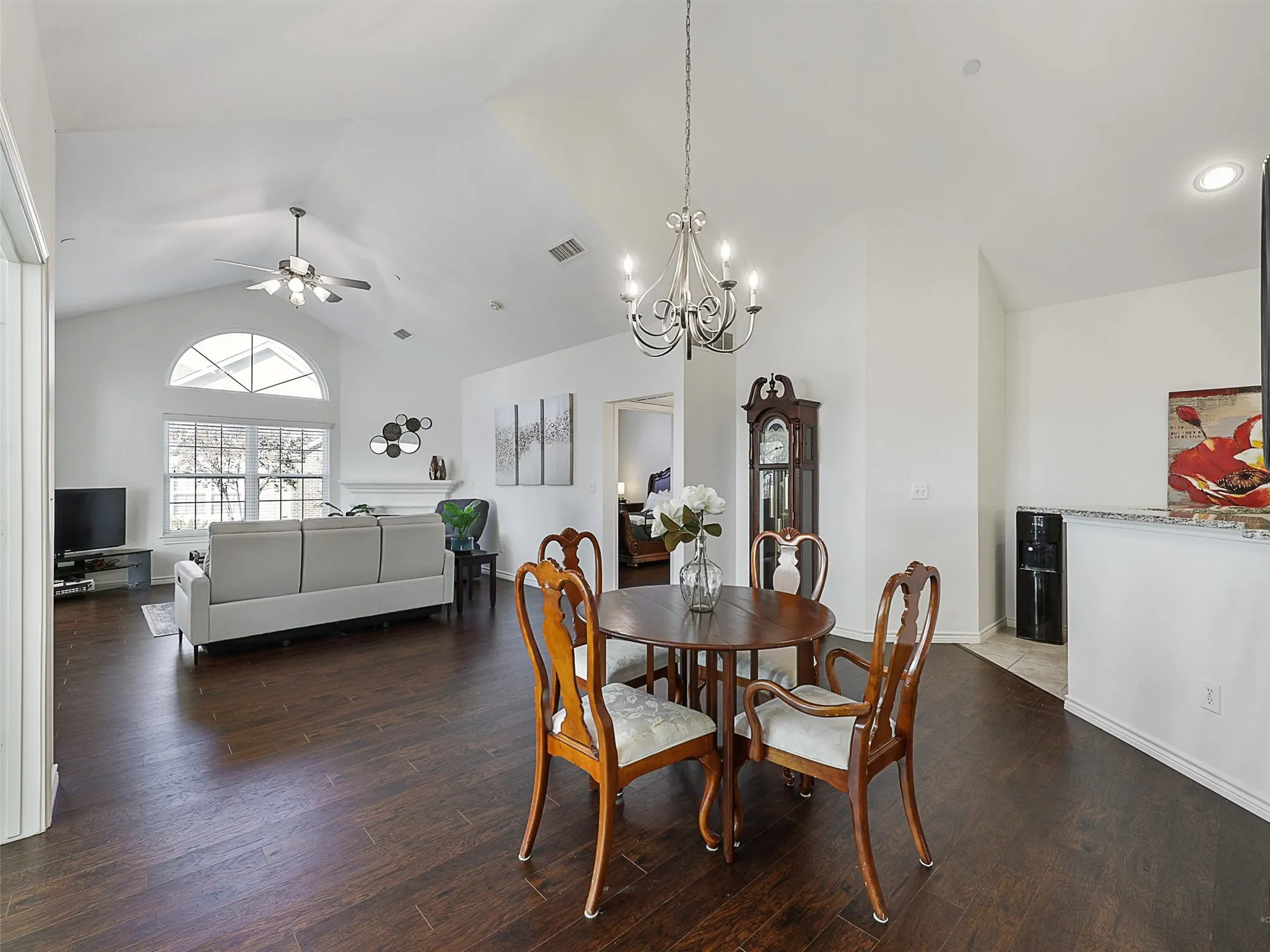 Property Slideshow image 15 of 40 | 2601 marsh ln unit 124, Plano, TX, 75093