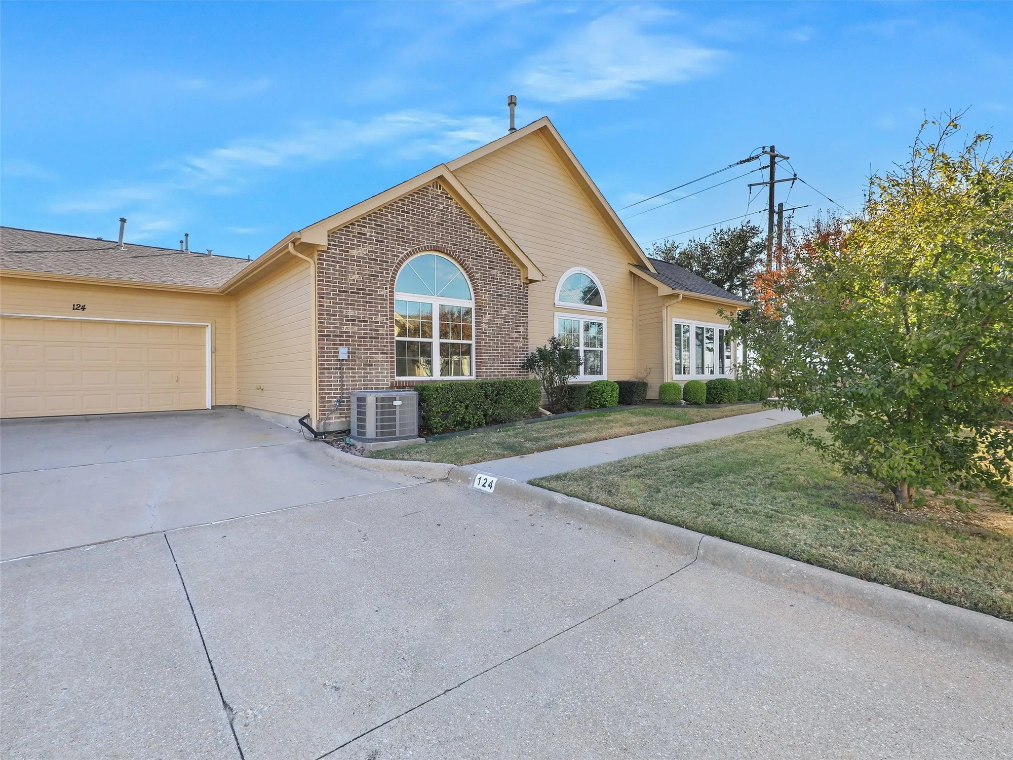 Property Slideshow image 28 of 40 | 2601 marsh ln unit 124, Plano, TX, 75093