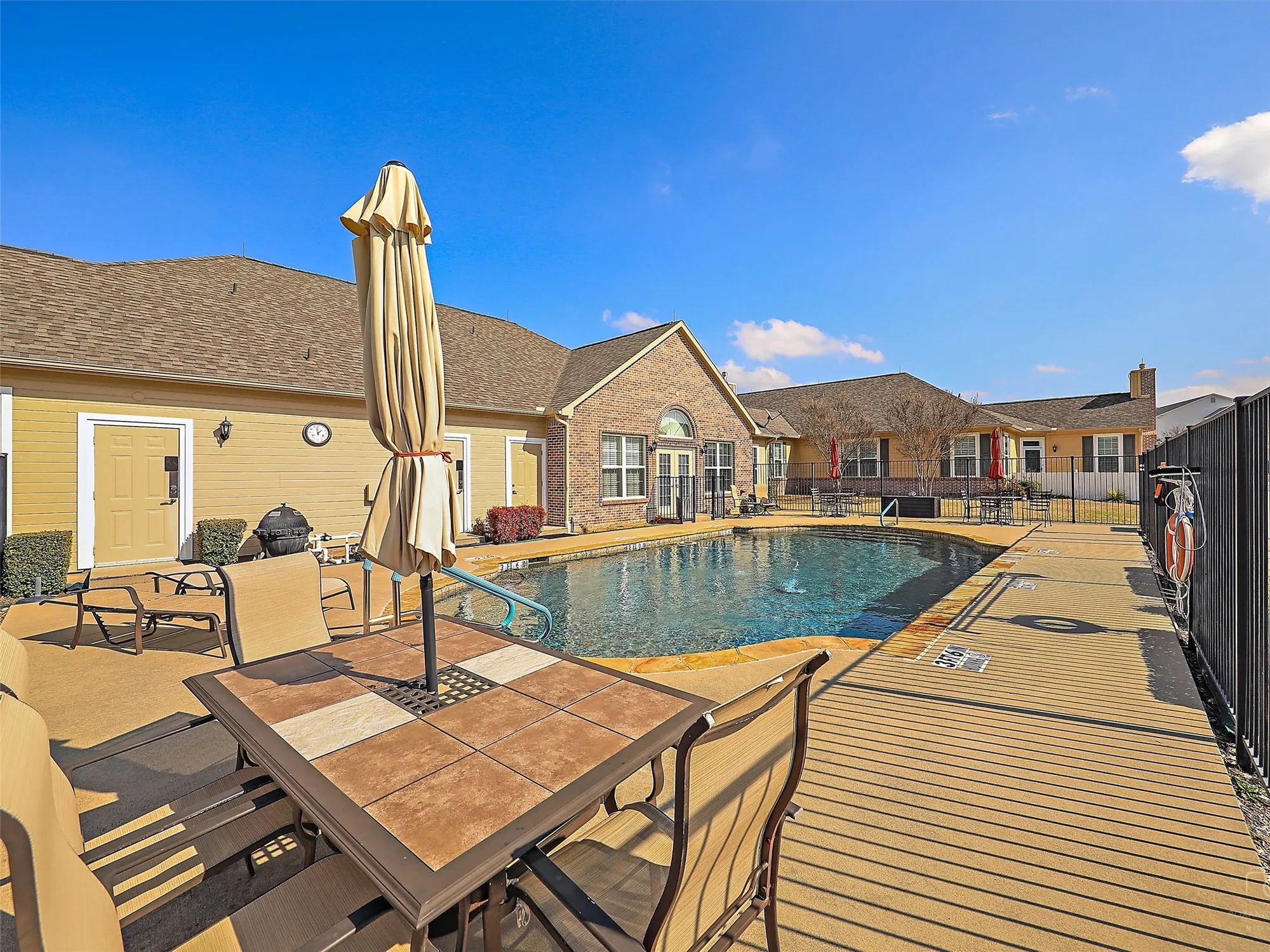 Property Slideshow image 38 of 40 | 2601 marsh ln unit 124, Plano, TX, 75093