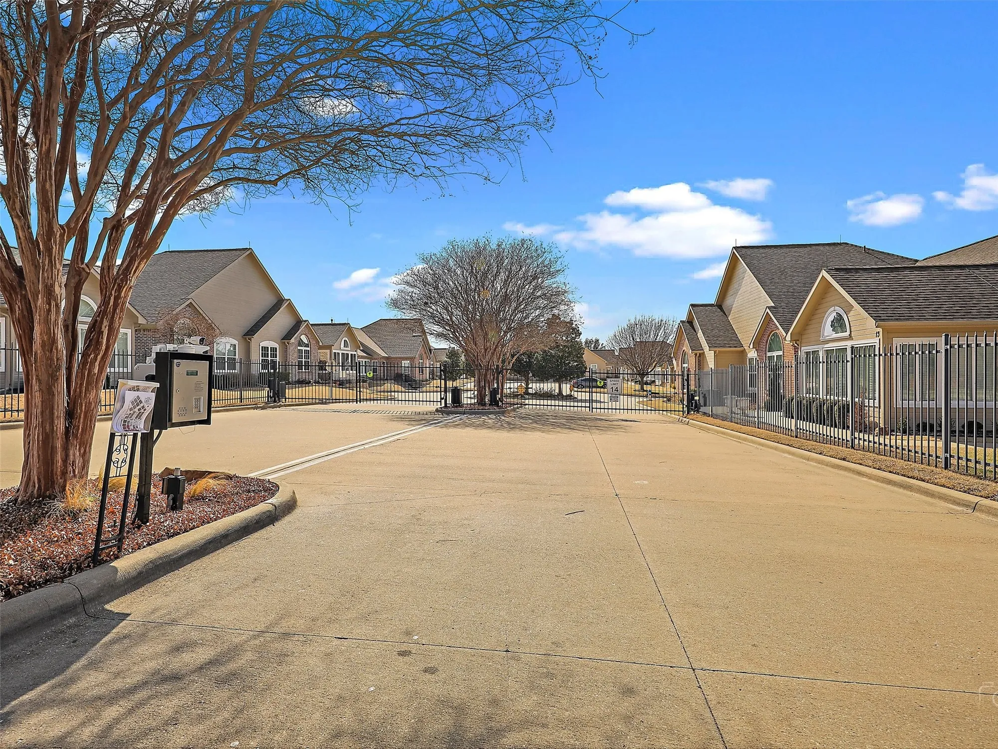 Property Slideshow image 31 of 40 | 2601 marsh ln unit 124, Plano, TX, 75093