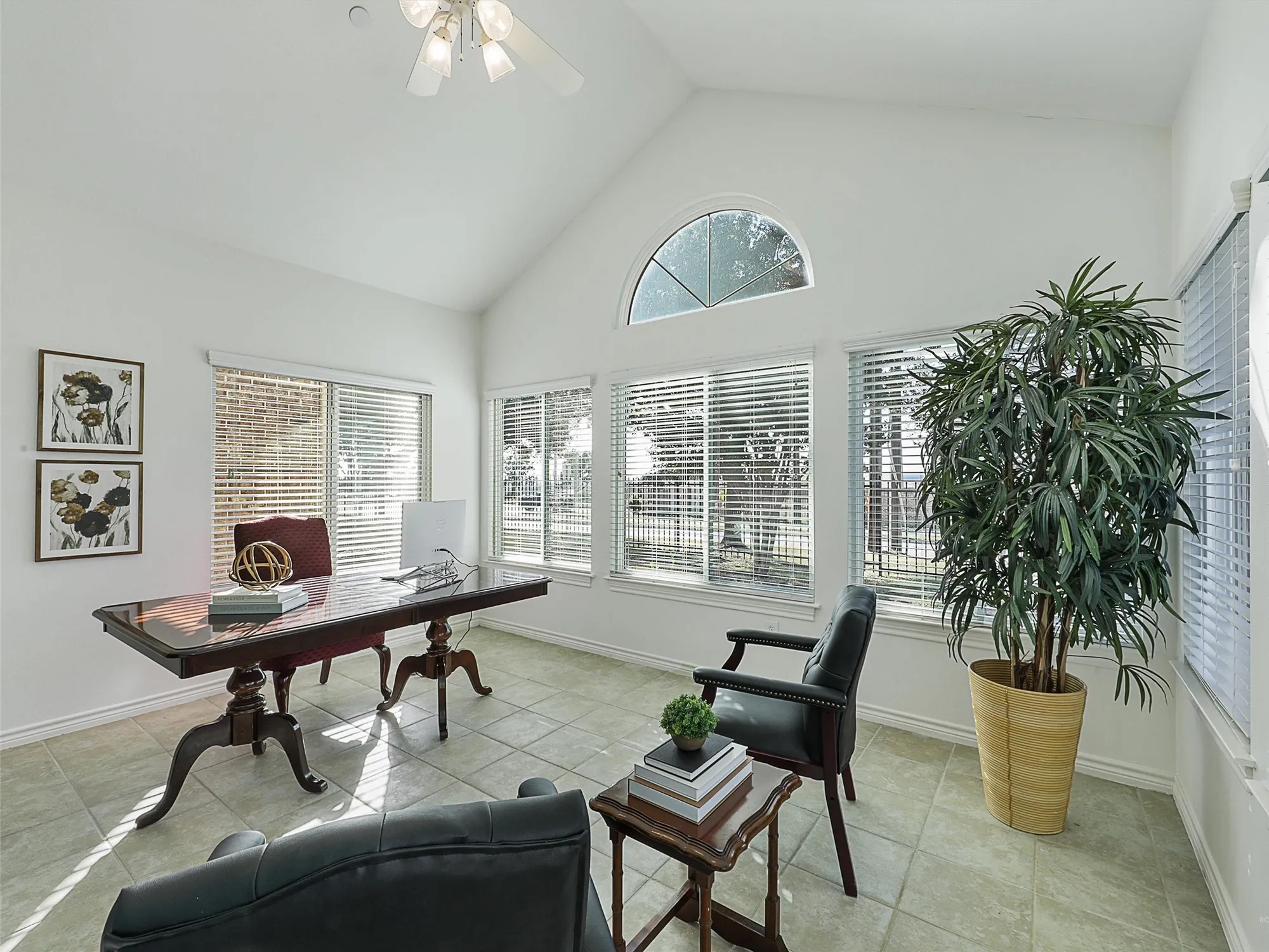 Property Slideshow image 9 of 40 | 2601 marsh ln unit 124, Plano, TX, 75093