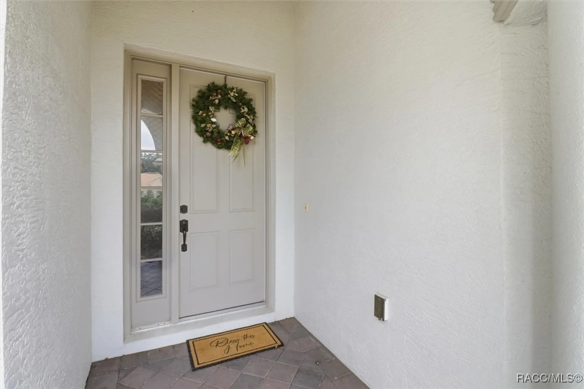 Property Slideshow image 4 of 47 | 710 w doerr path, Hernando, FL, 34442