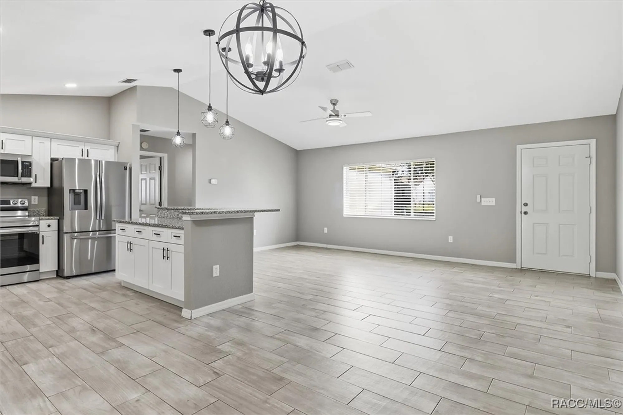 Property Slideshow image 13 of 44 | 11960 sw 137th loop, Dunnellon, FL, 34432