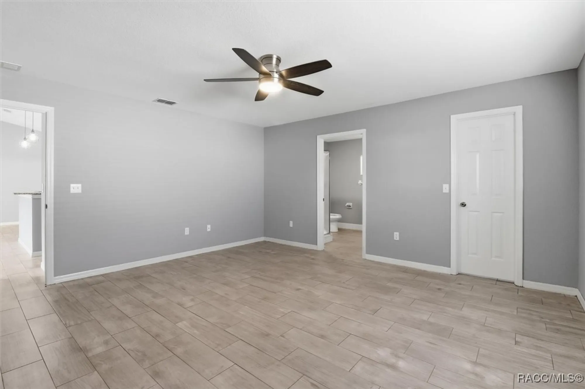 Property Slideshow image 22 of 44 | 11960 sw 137th loop, Dunnellon, FL, 34432