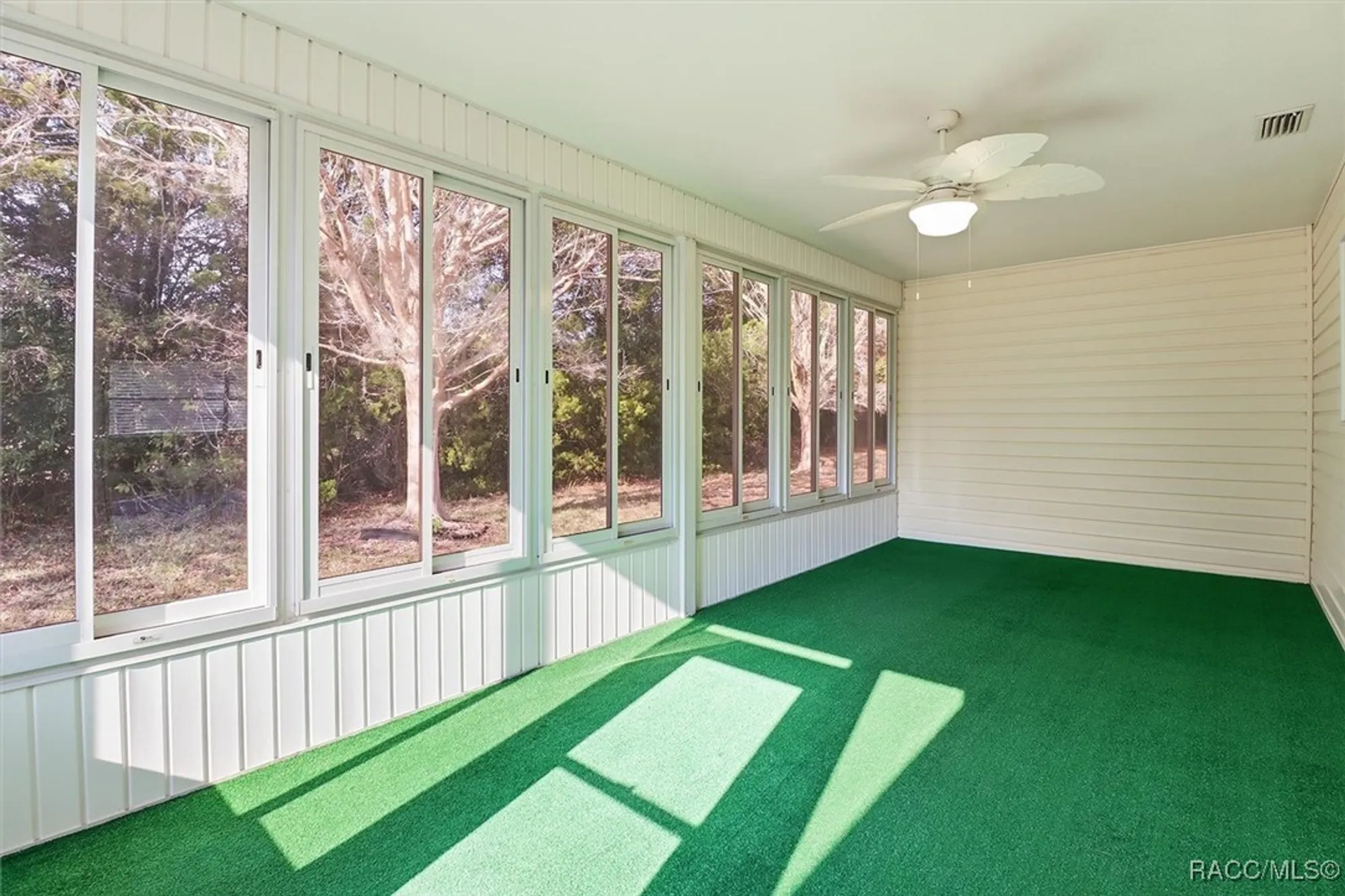 Property Slideshow image 35 of 44 | 11960 sw 137th loop, Dunnellon, FL, 34432