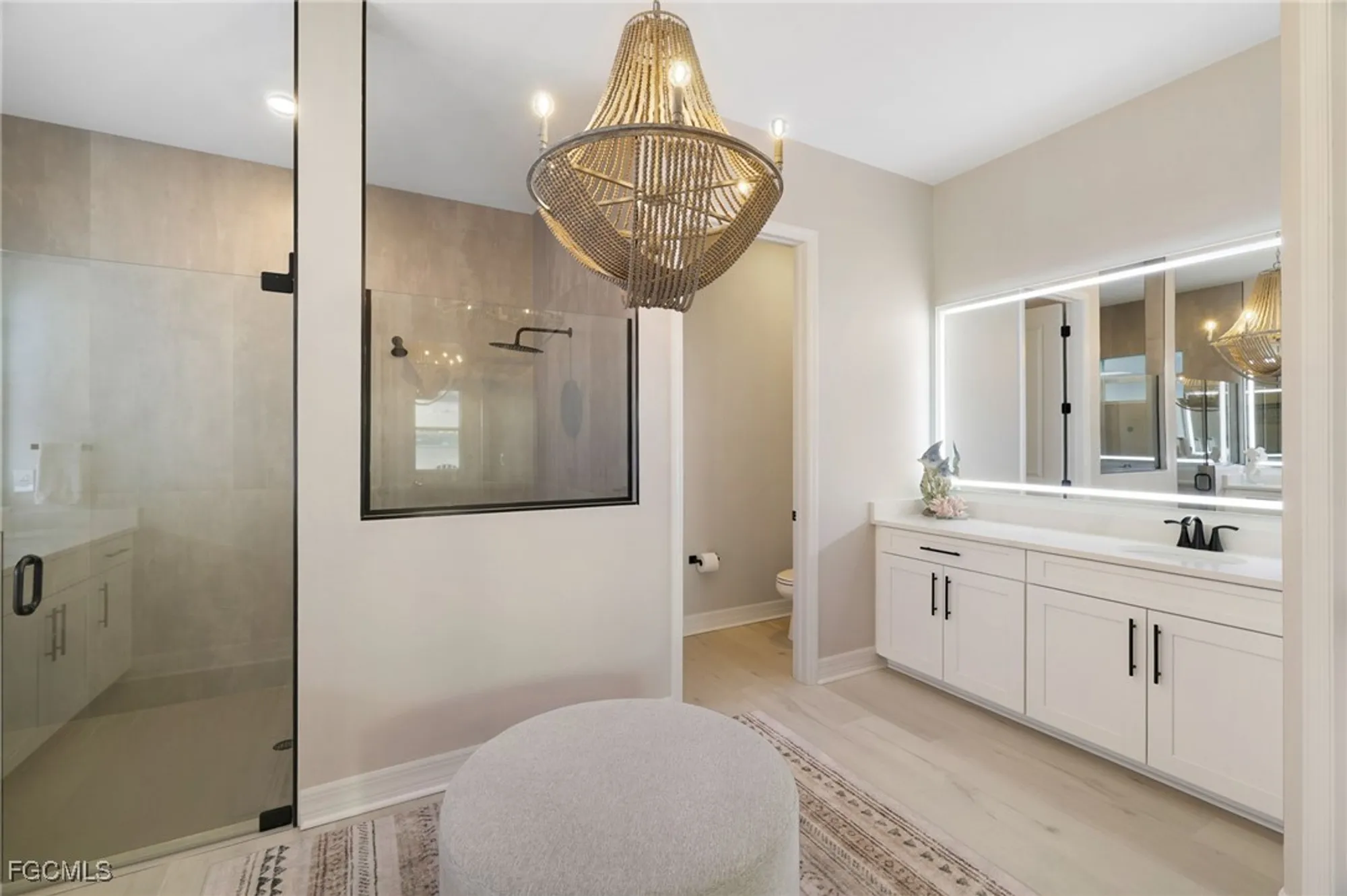 Property Slideshow image 18 of 50 | 13670 blue bay cir, Fort Myers, FL, 33913