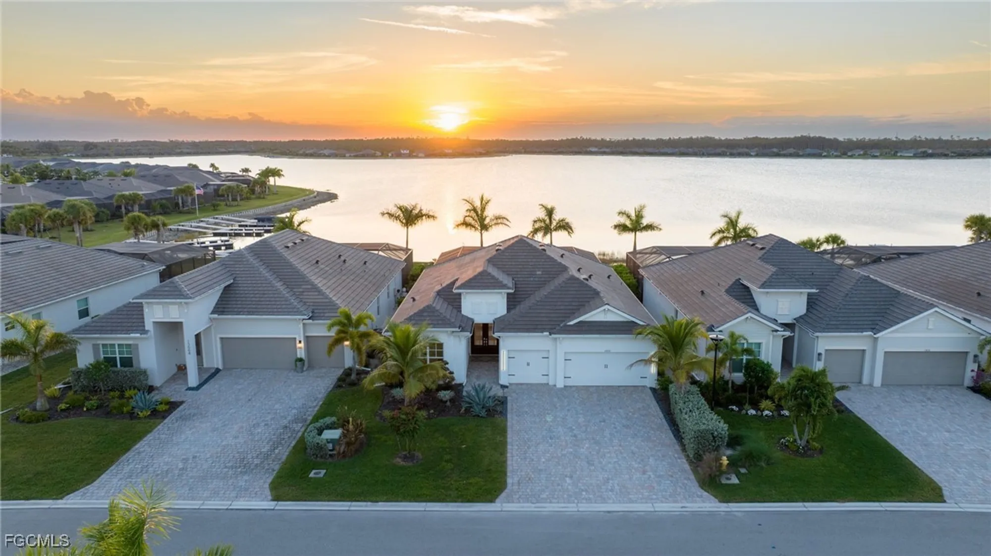Property Slideshow image 1 of 50 | 13670 blue bay cir, Fort Myers, FL, 33913