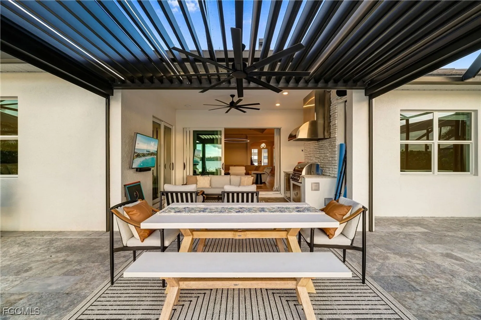 Property Slideshow image 28 of 50 | 13670 blue bay cir, Fort Myers, FL, 33913