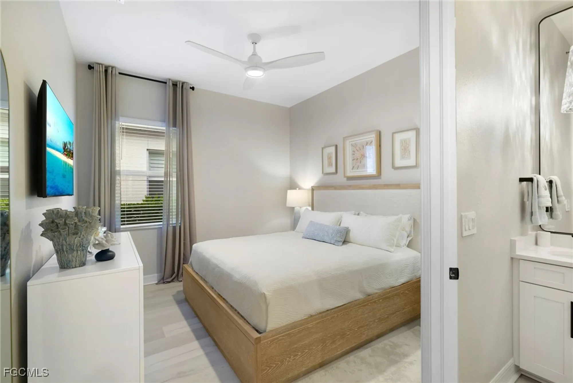 Property Slideshow image 22 of 50 | 13670 blue bay cir, Fort Myers, FL, 33913