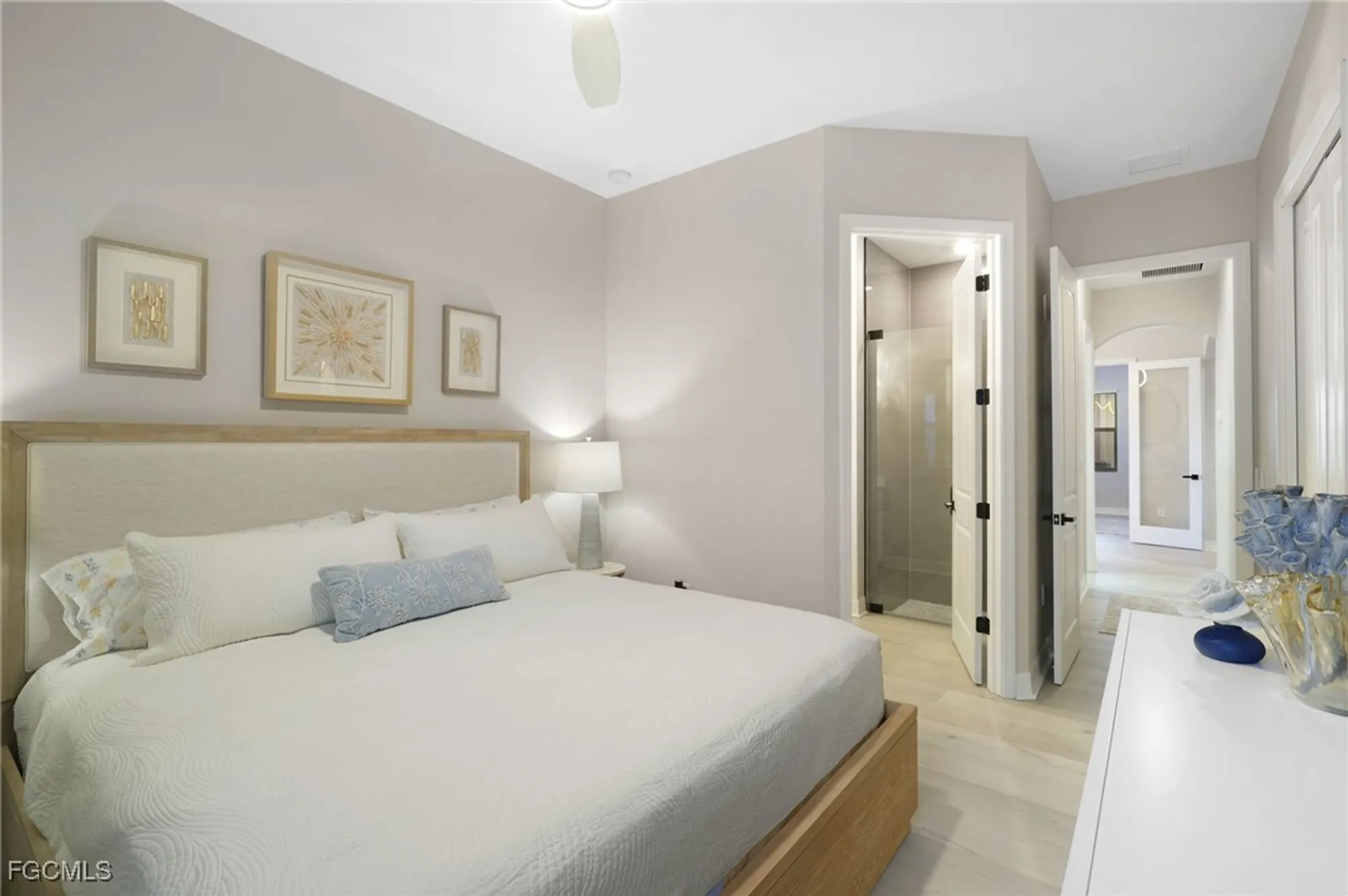 Property Slideshow image 23 of 50 | 13670 blue bay cir, Fort Myers, FL, 33913