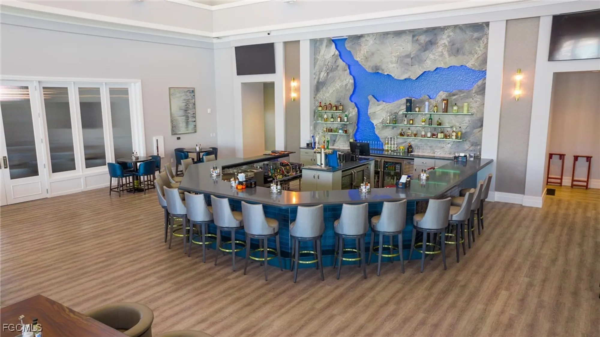 Property Slideshow image 41 of 50 | 13670 blue bay cir, Fort Myers, FL, 33913