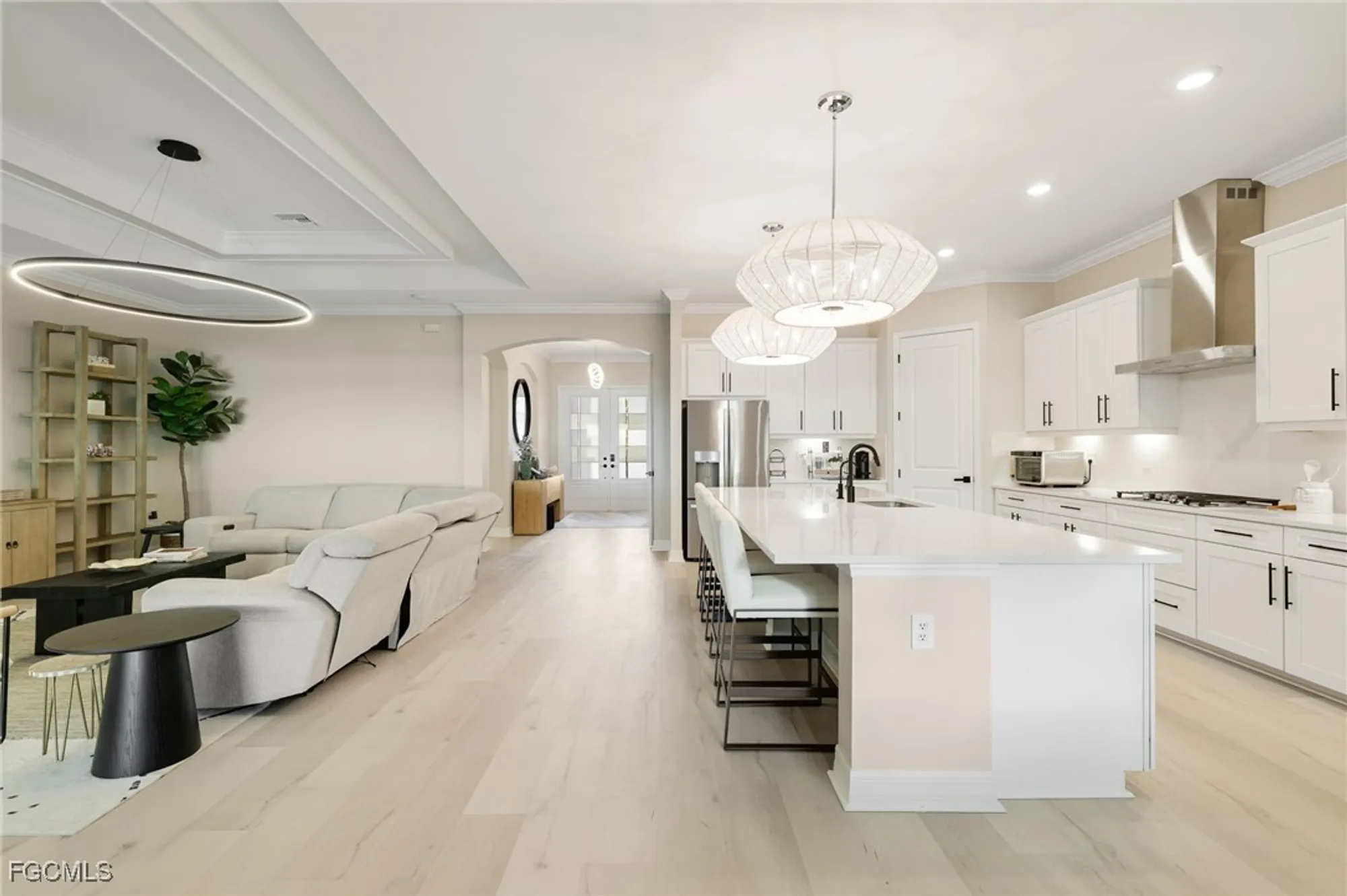 Property Slideshow image 5 of 50 | 13670 blue bay cir, Fort Myers, FL, 33913