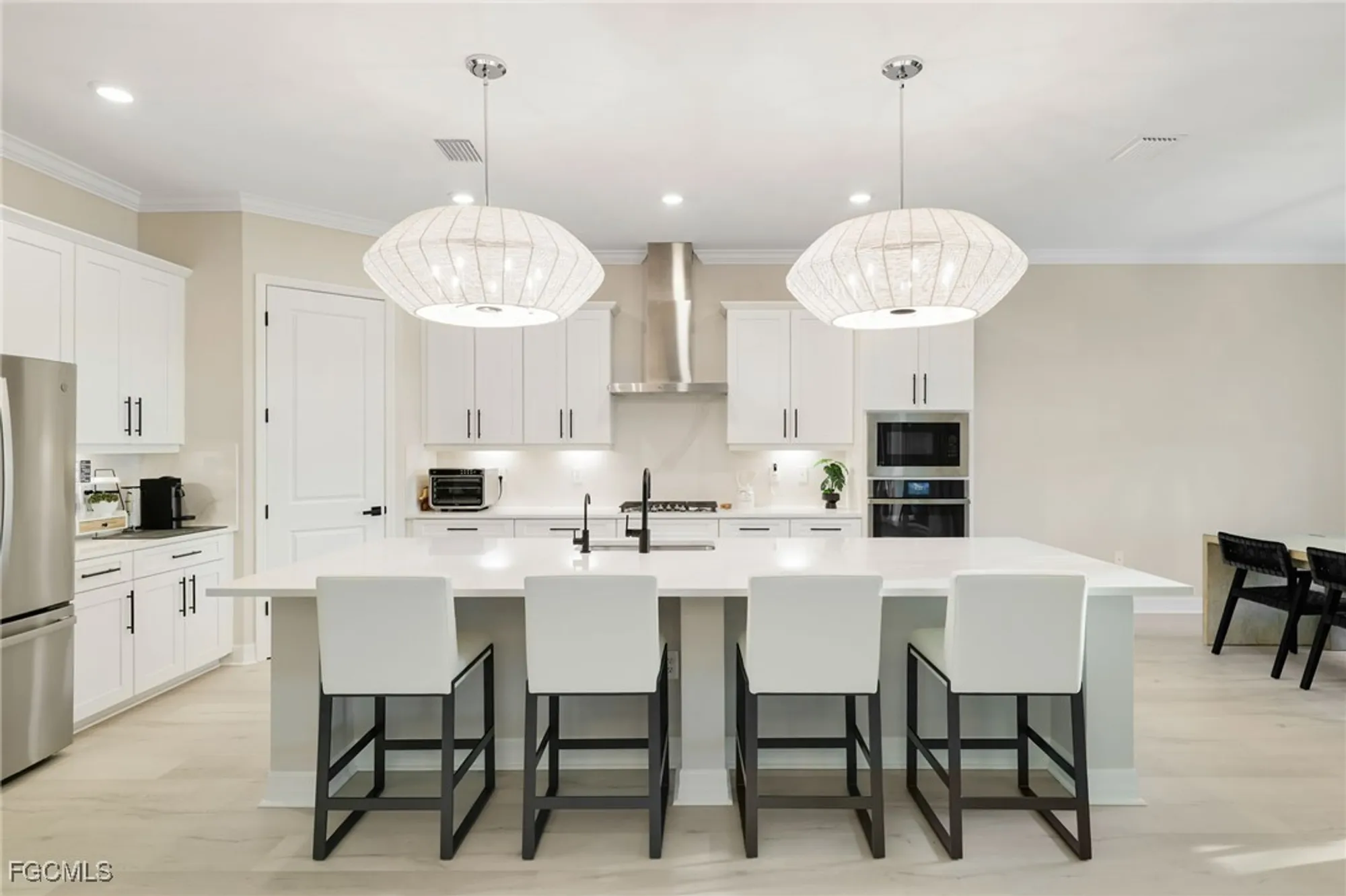 Property Slideshow image 7 of 50 | 13670 blue bay cir, Fort Myers, FL, 33913