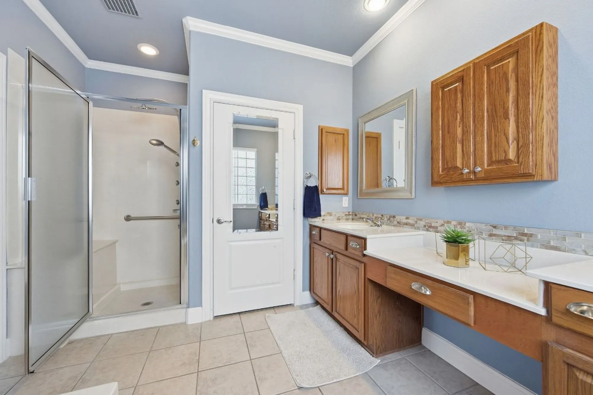 Property Slideshow image 28 of 40 | 512 armstrong dr, Georgetown, TX, 78633