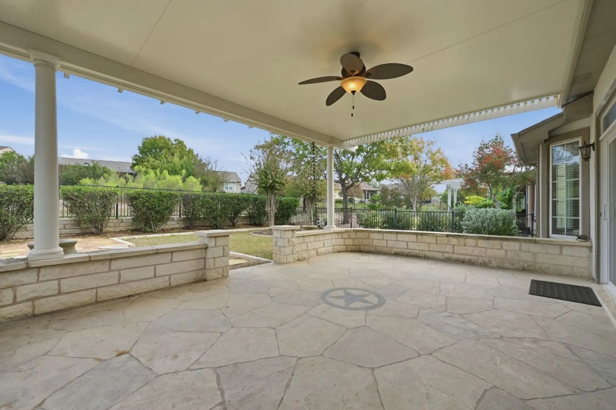 Property Slideshow image 36 of 40 | 512 armstrong dr, Georgetown, TX, 78633
