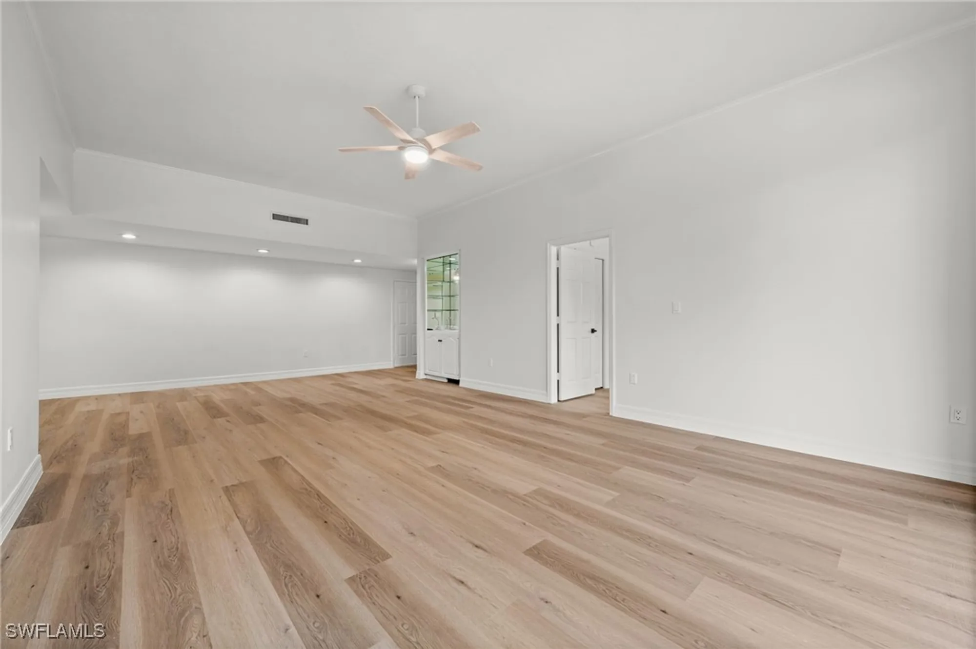 Property Slideshow image 14 of 48 | 6075 pelican bay blvd 104, Naples, FL, 34108