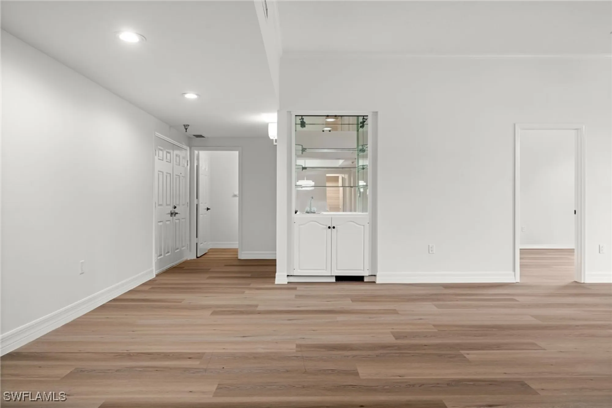 Property Slideshow image 13 of 48 | 6075 pelican bay blvd 104, Naples, FL, 34108