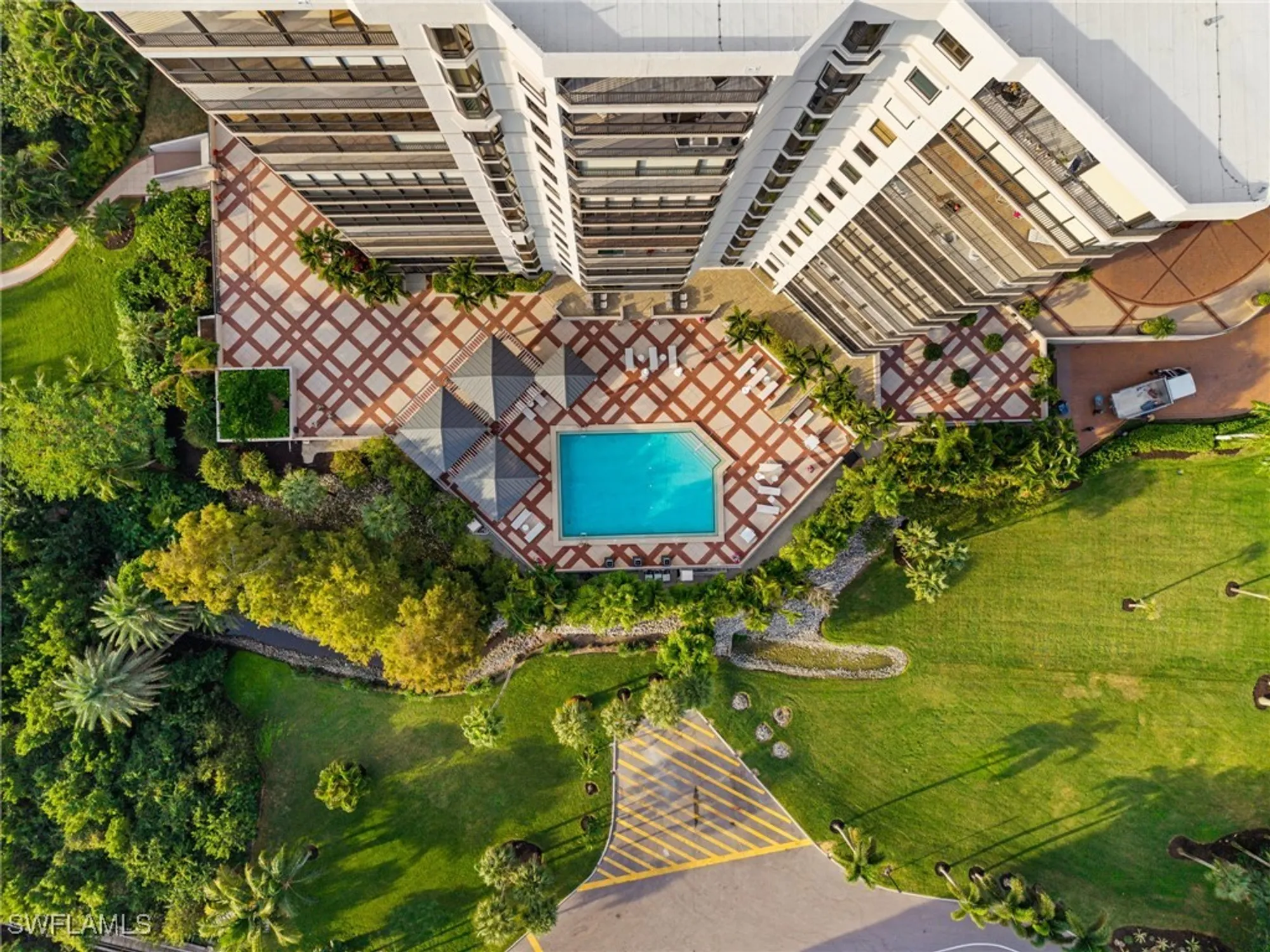 Property Slideshow image 35 of 48 | 6075 pelican bay blvd 104, Naples, FL, 34108