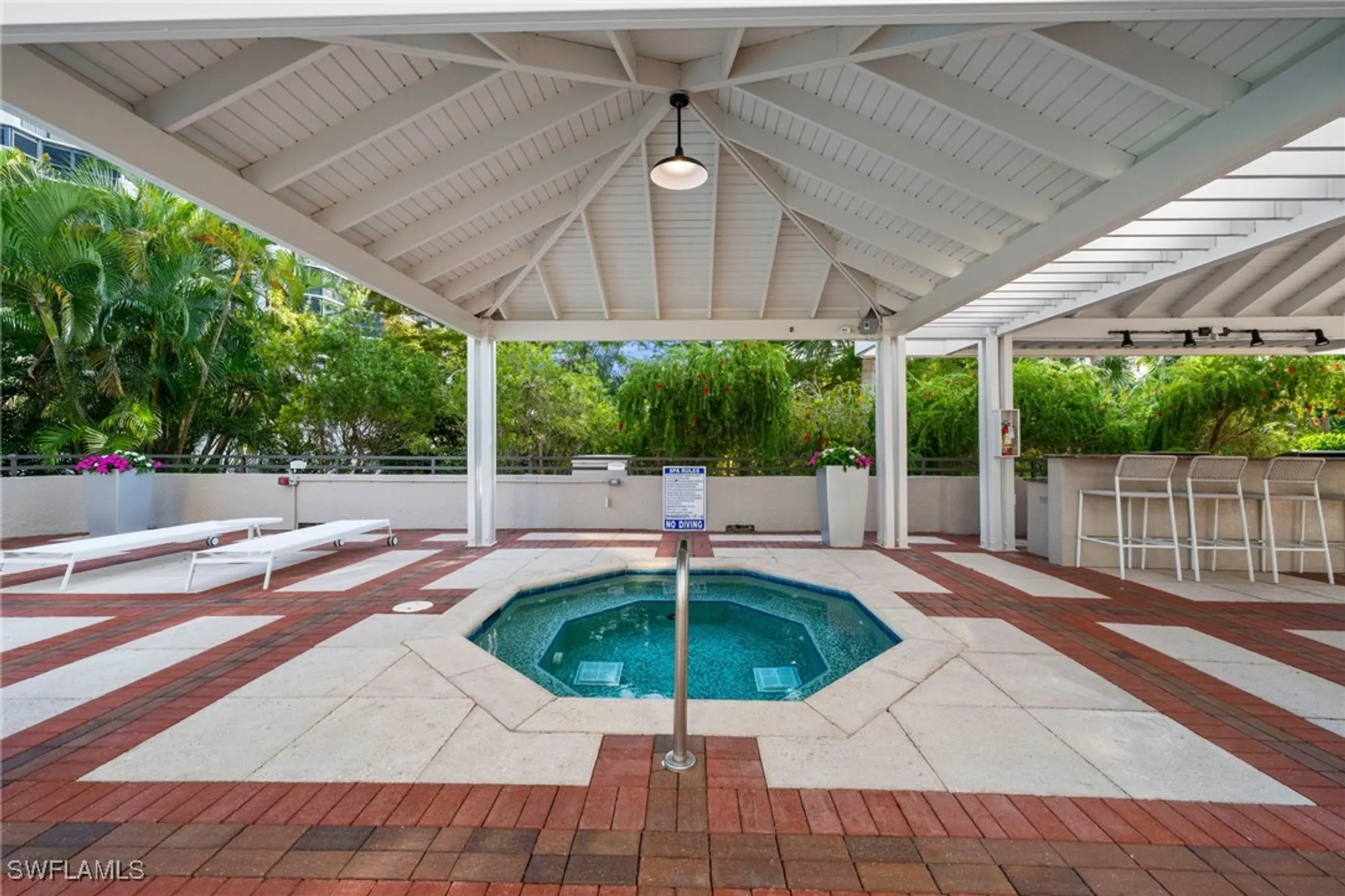 Property Slideshow image 33 of 48 | 6075 pelican bay blvd 104, Naples, FL, 34108