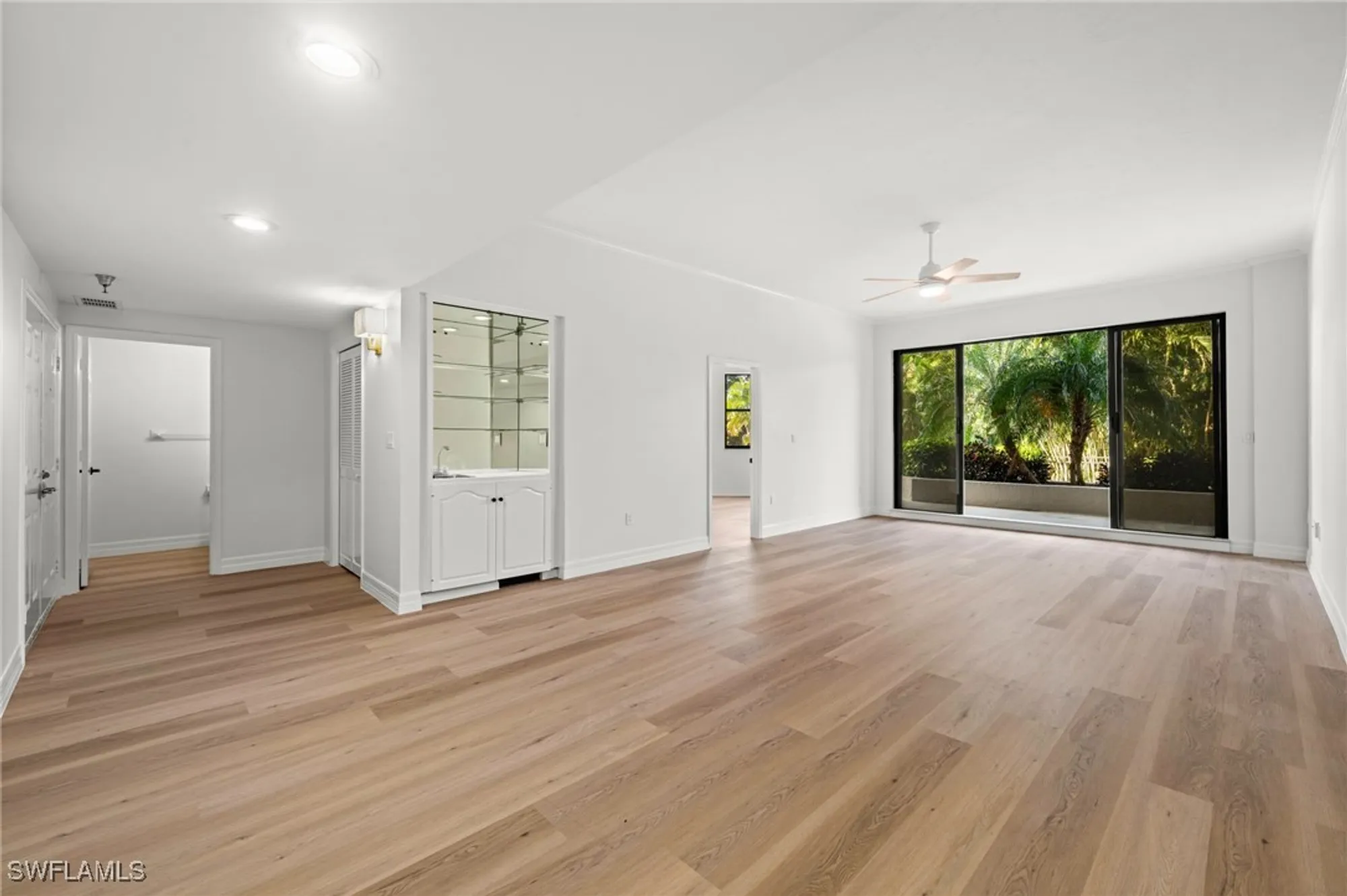 Property Slideshow image 8 of 48 | 6075 pelican bay blvd 104, Naples, FL, 34108