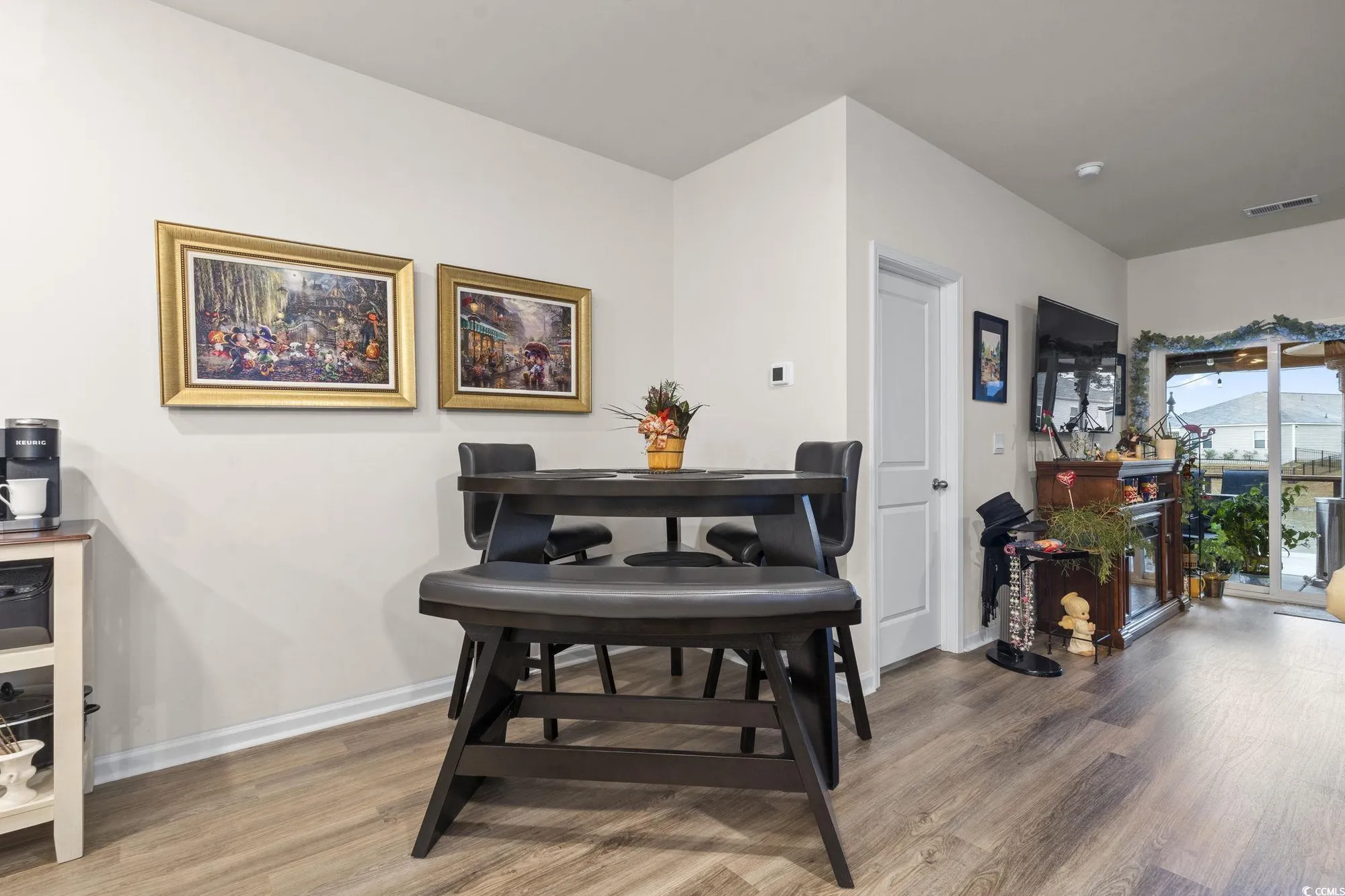 Property Slideshow image 12 of 35 | 327 vaccaro dr, Myrtle Beach, SC, 29588