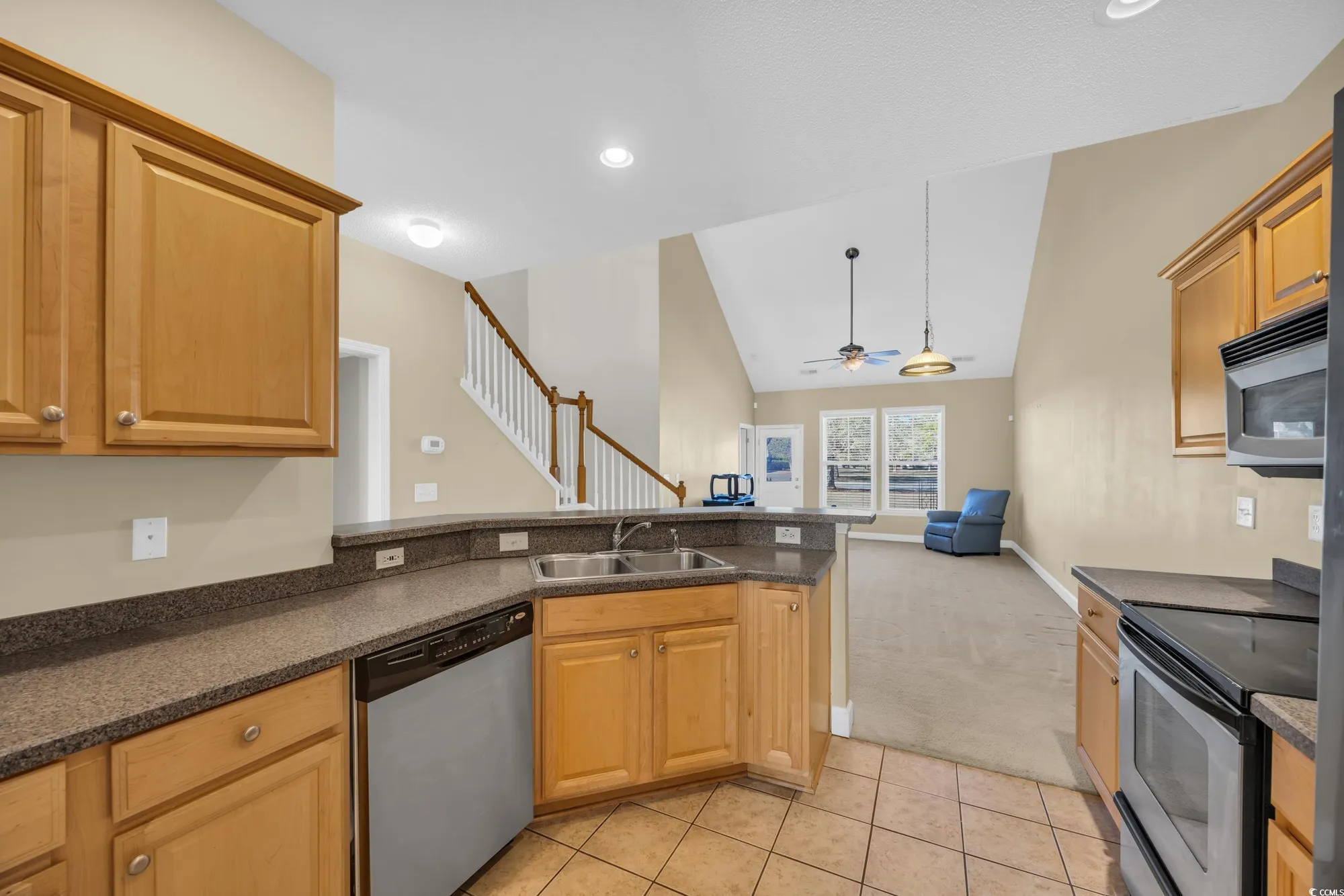 Property Slideshow image 7 of 40 | 205 threshing way 1051, Myrtle Beach, SC, 29579