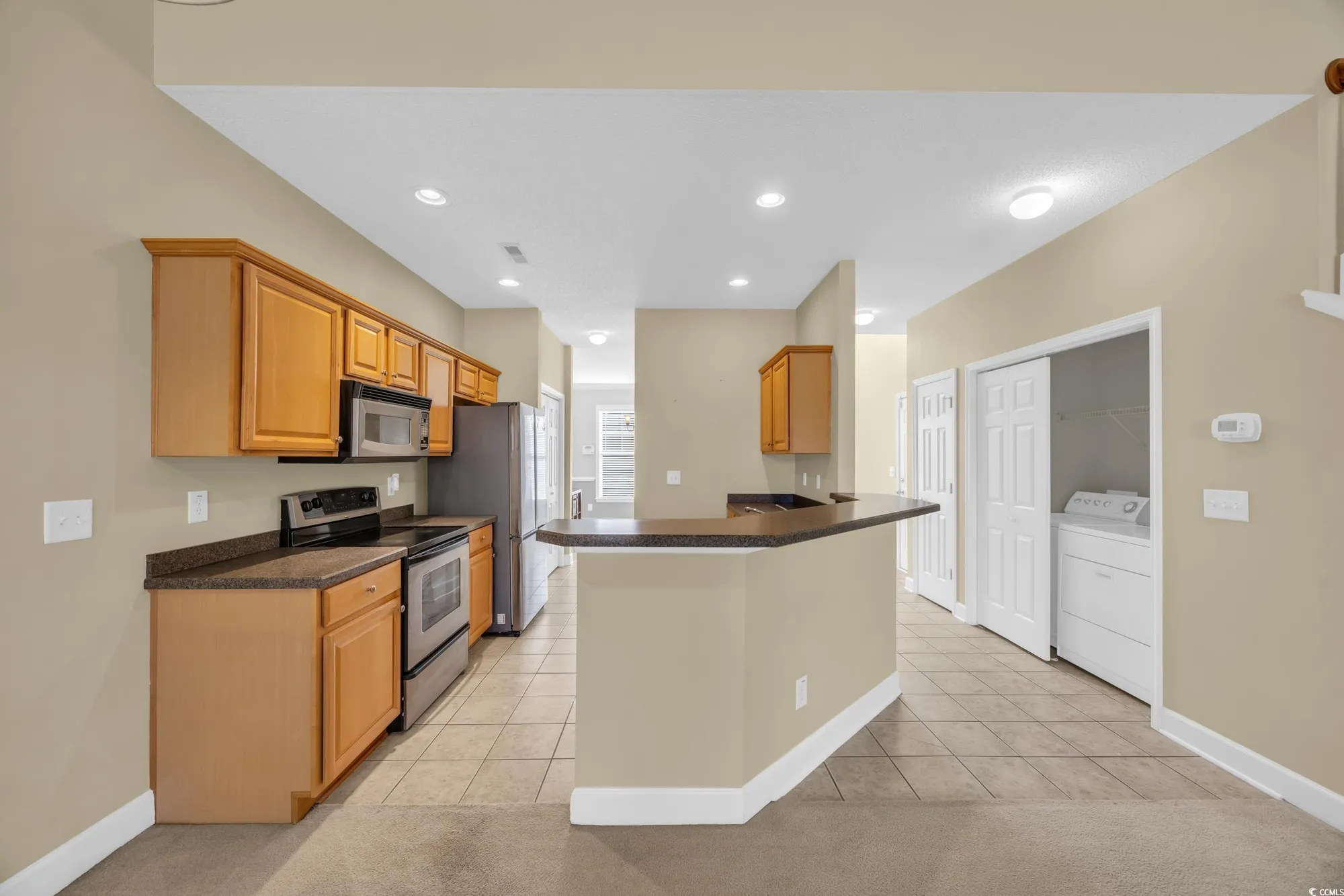 Property Slideshow image 8 of 40 | 205 threshing way 1051, Myrtle Beach, SC, 29579