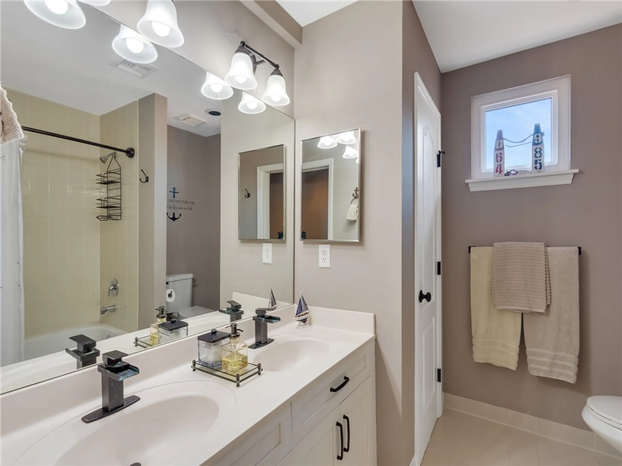 Property Slideshow image 20 of 36 | 1370 n saint davids ln, Vero Beach, FL, 32967