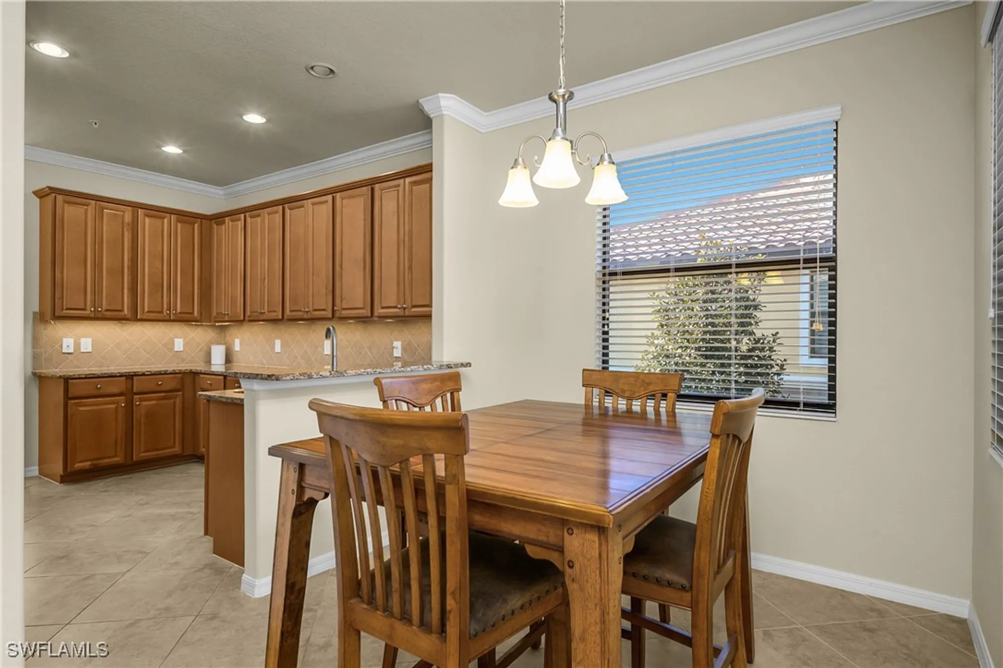 Property Slideshow image 11 of 50 | 9495 napoli ln 201, Naples, FL, 34113