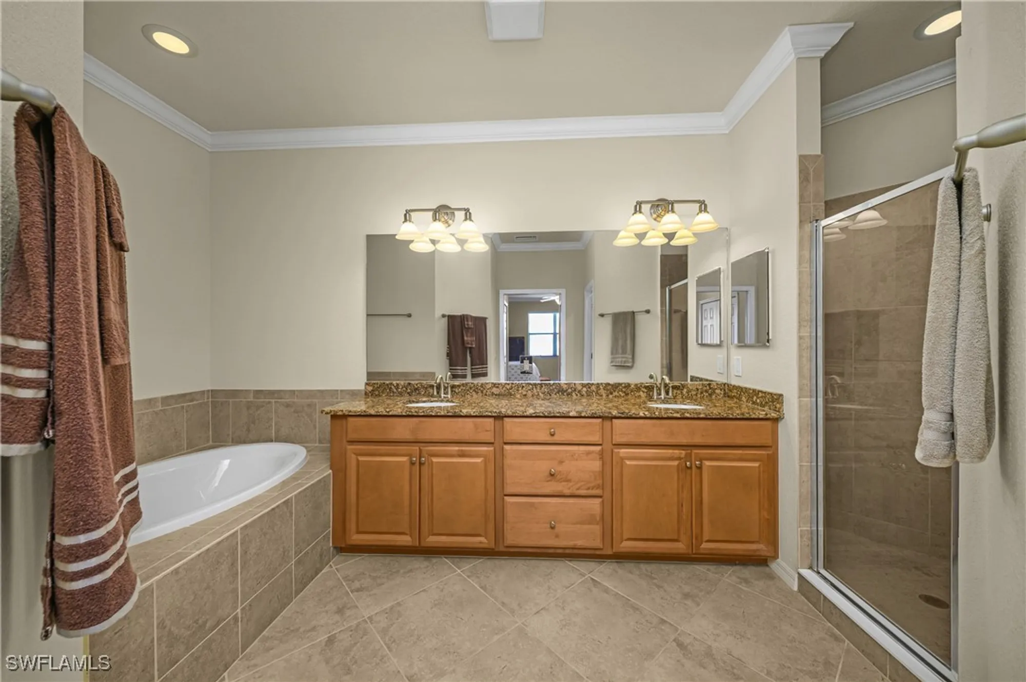 Property Slideshow image 20 of 50 | 9495 napoli ln 201, Naples, FL, 34113